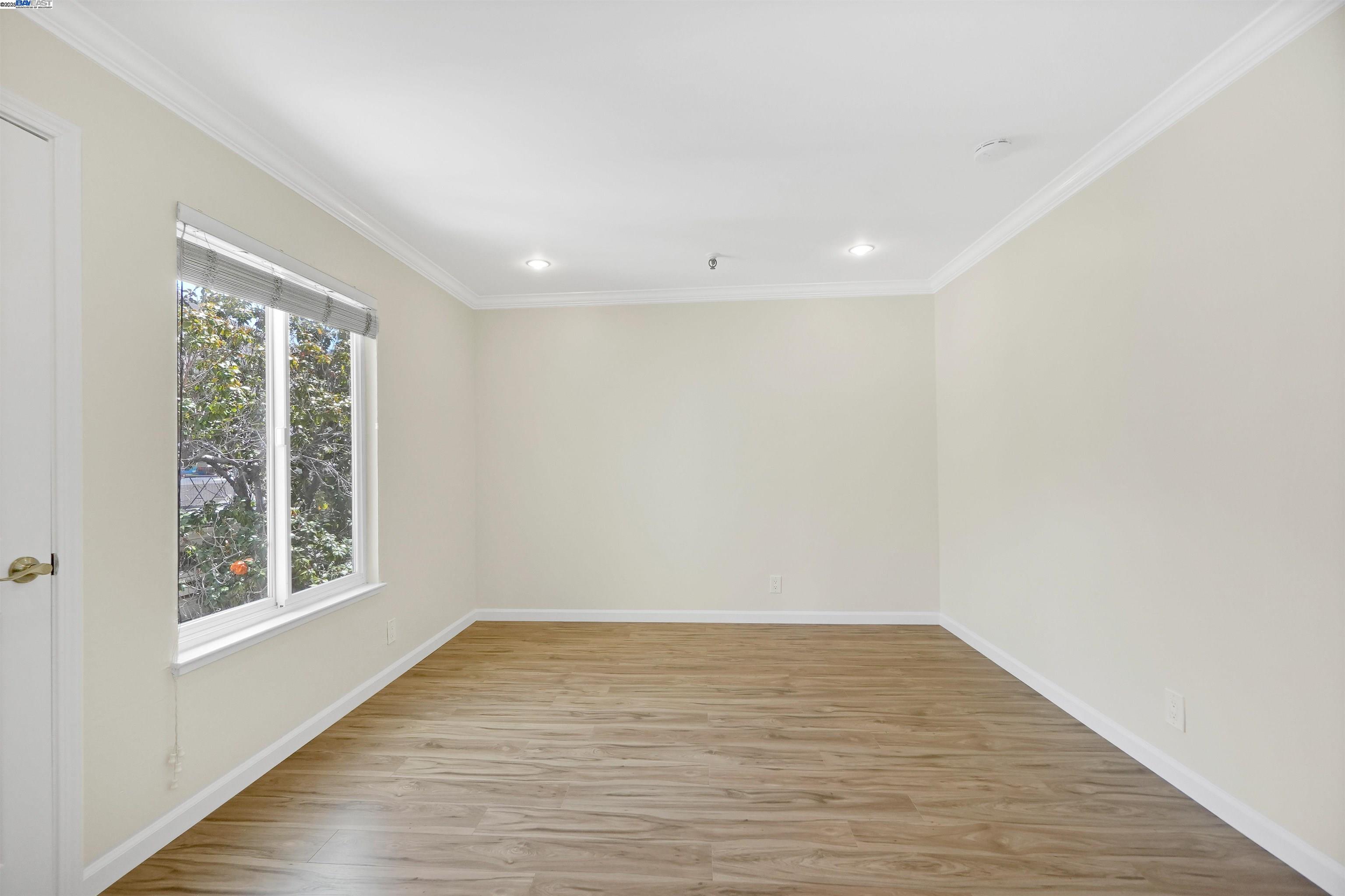 Detail Gallery Image 35 of 41 For 325 Lenox Ave #308,  Oakland,  CA 94610 - 2 Beds | 1/1 Baths