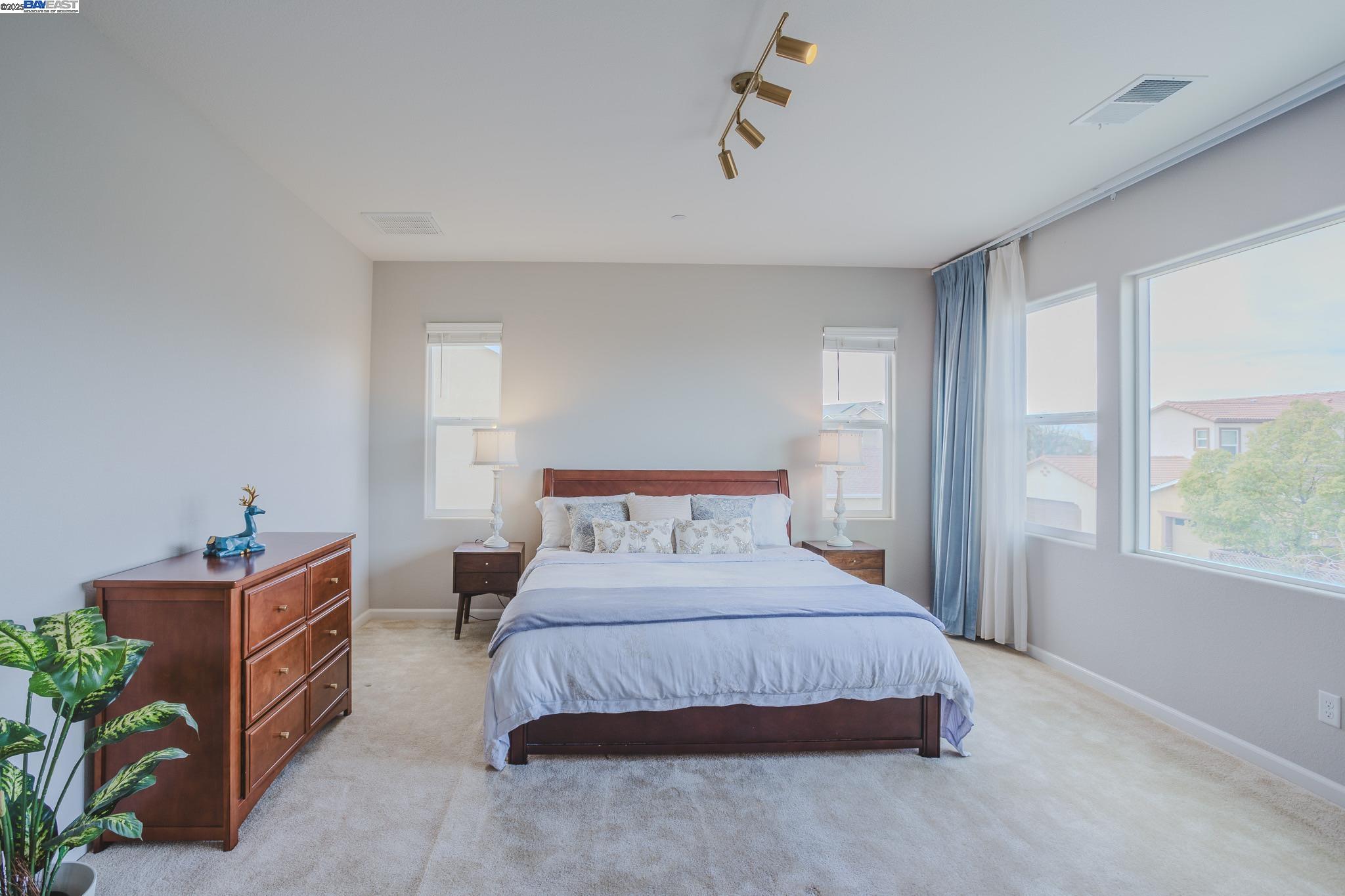 Detail Gallery Image 24 of 55 For 2239 Jessica Way, Tracy,  CA 95377 - 4 Beds | 3 Baths
