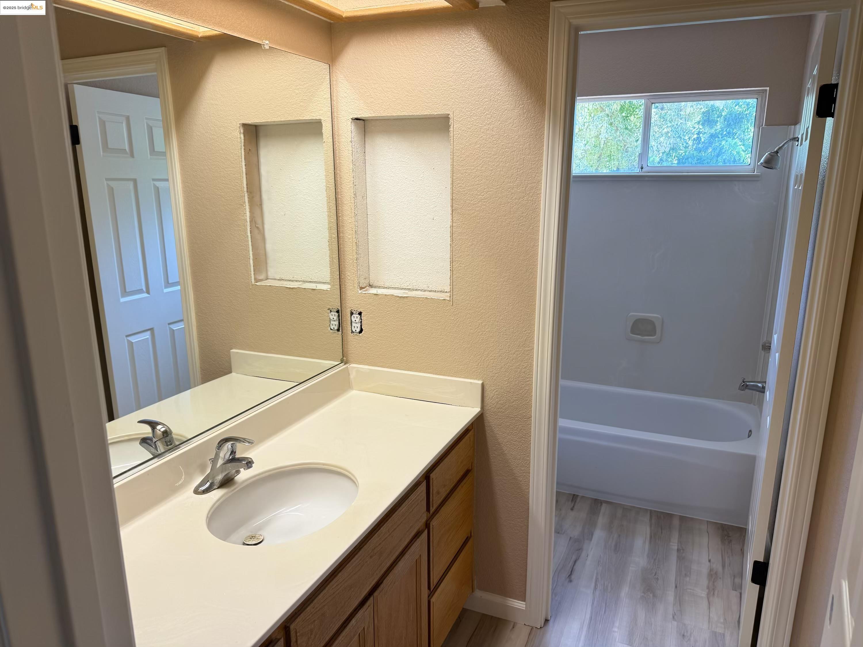 Detail Gallery Image 15 of 26 For 1190 Brookdale Drive, Brentwood,  CA 94513-9999 - 4 Beds | 2/1 Baths