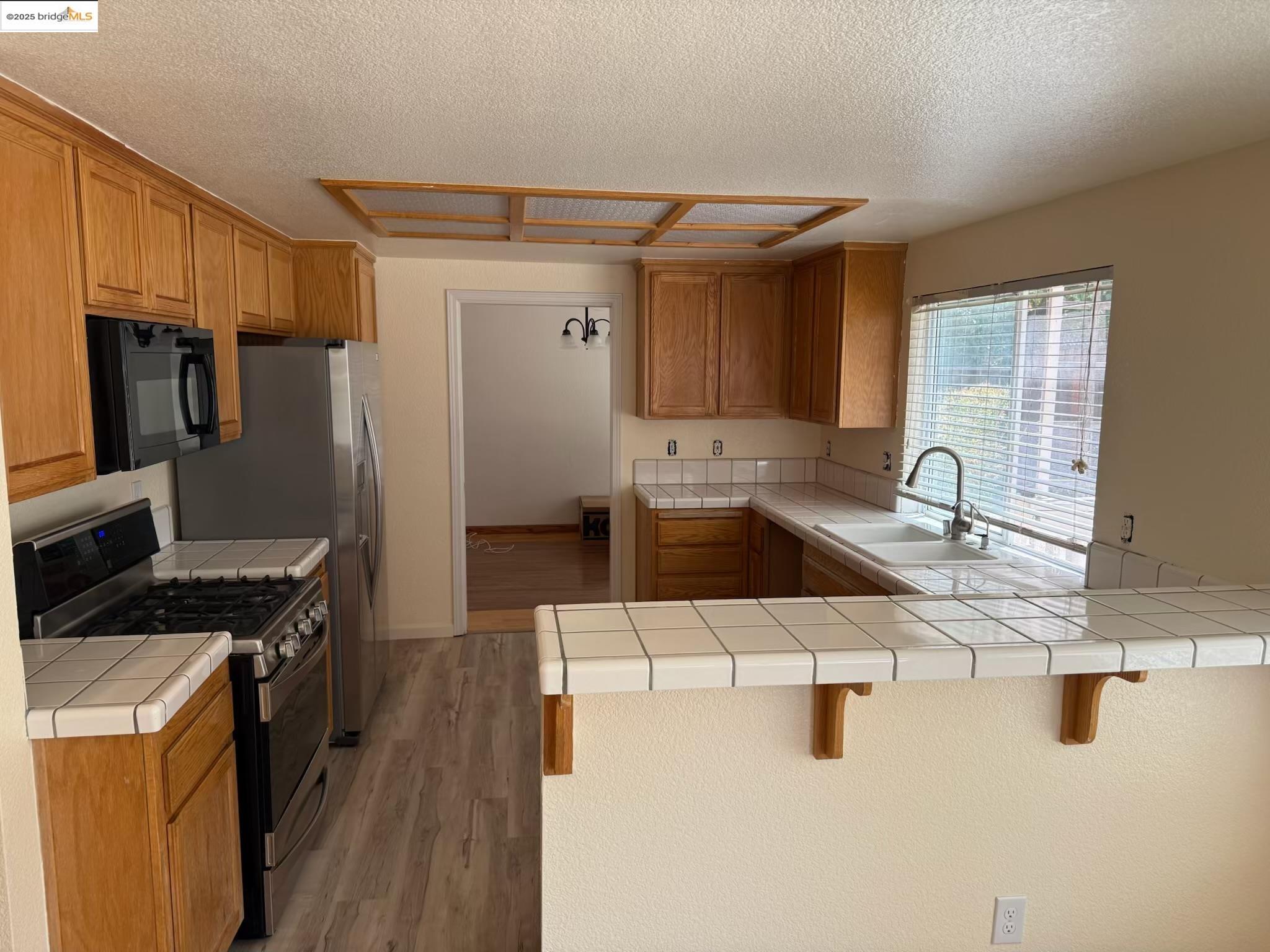 Detail Gallery Image 8 of 26 For 1190 Brookdale Drive, Brentwood,  CA 94513-9999 - 4 Beds | 2/1 Baths