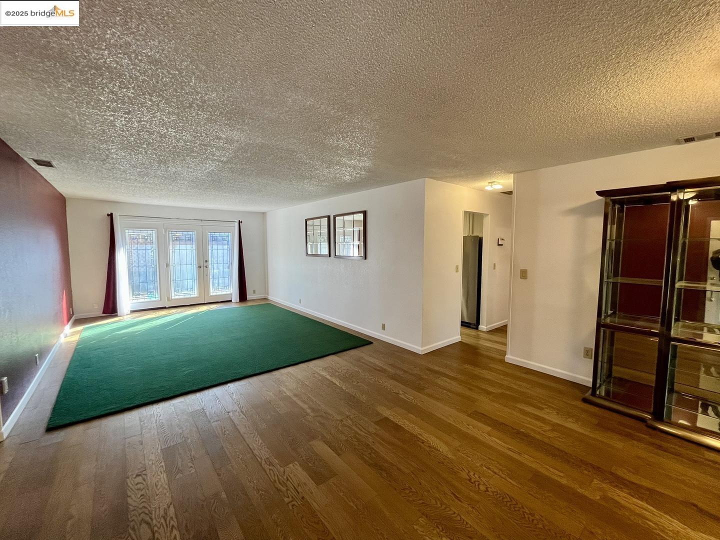 Detail Gallery Image 4 of 32 For 1902 Mclaren Dr, Roseville,  CA 95661 - 4 Beds | 2/1 Baths