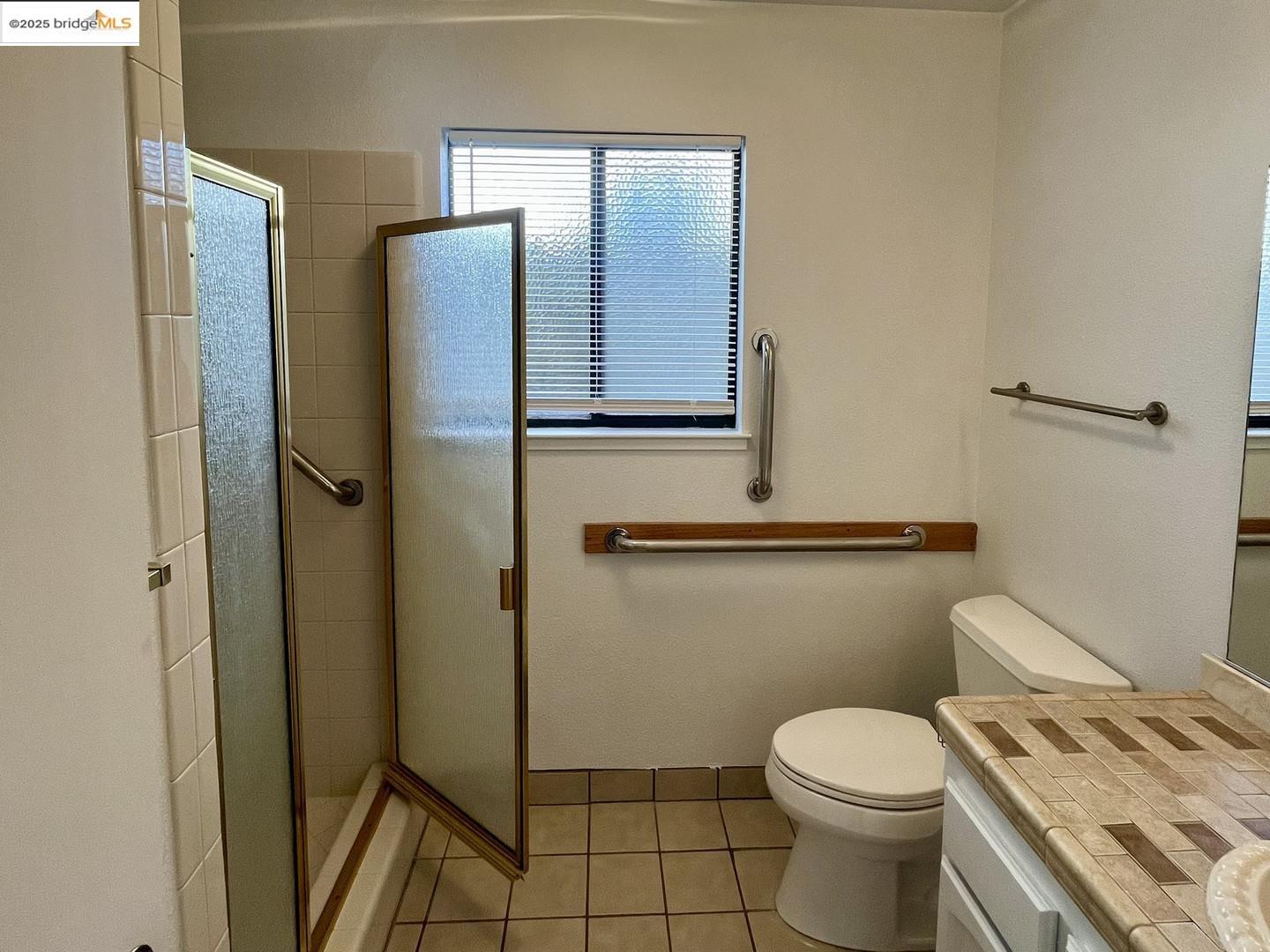 Detail Gallery Image 31 of 32 For 1902 Mclaren Dr, Roseville,  CA 95661 - 4 Beds | 2/1 Baths