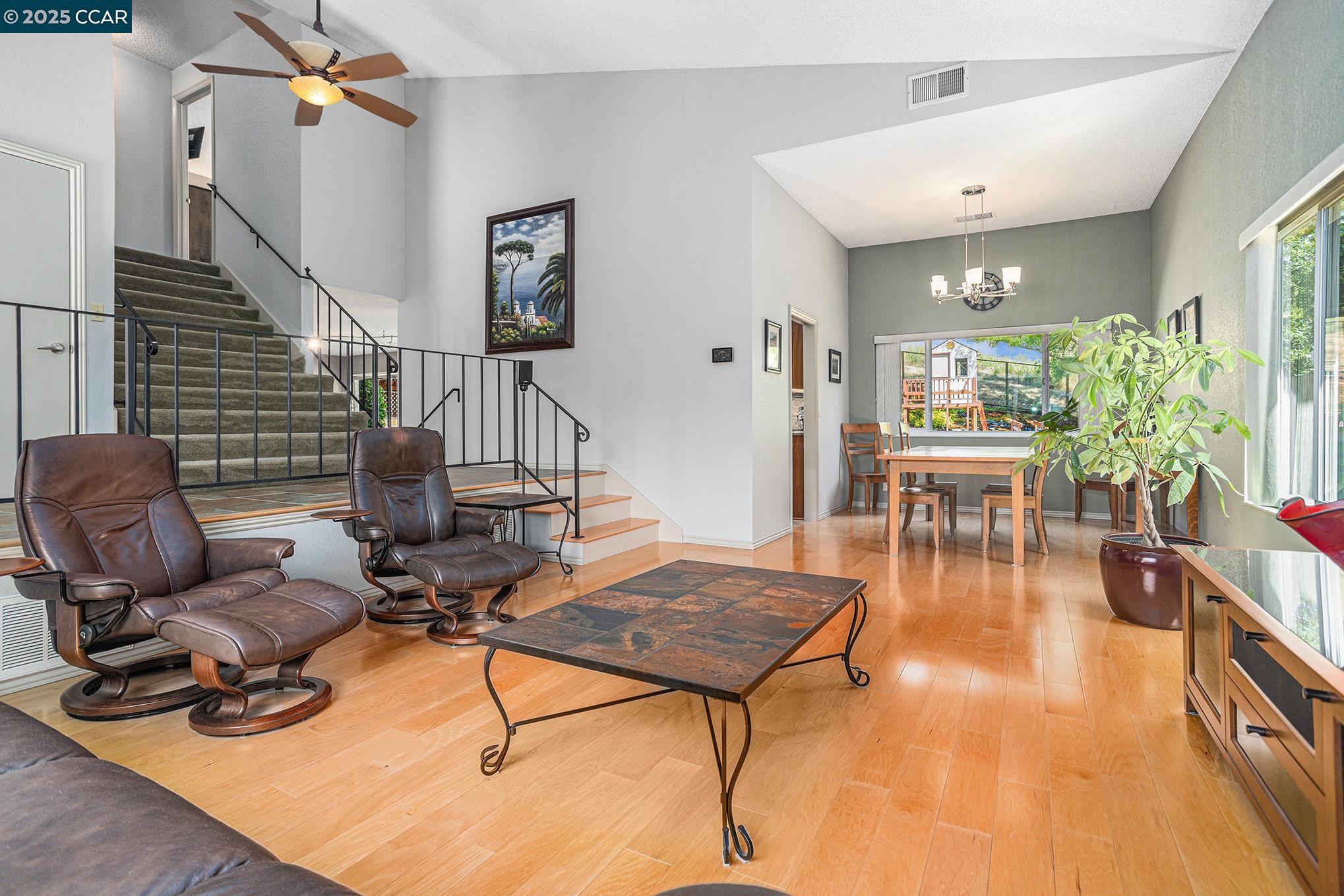 Detail Gallery Image 12 of 37 For 908 Rose Dr, Benicia,  CA 94510 - 3 Beds | 2/1 Baths
