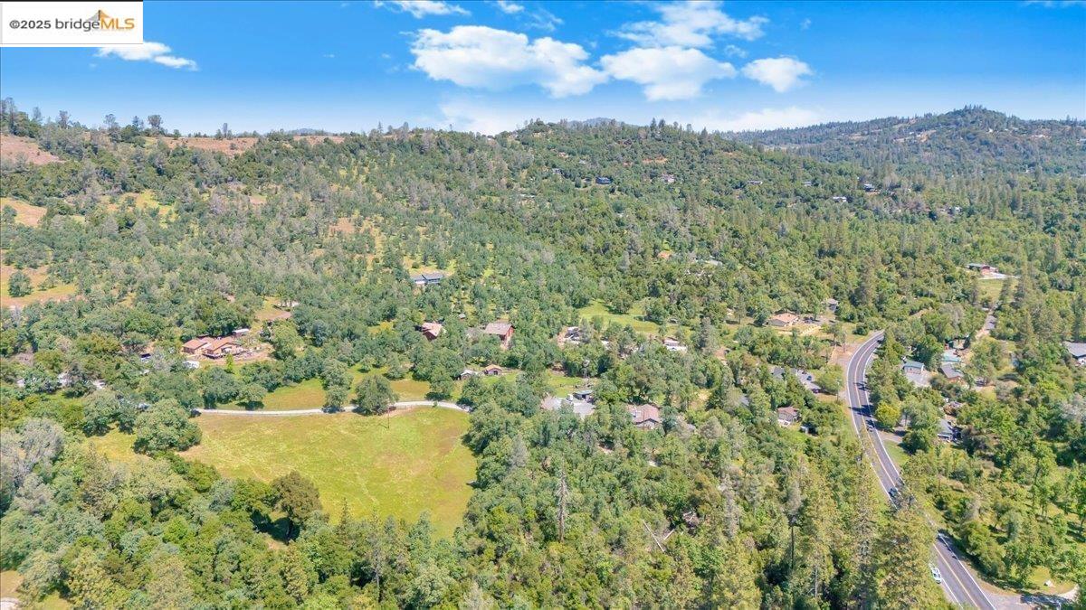 Detail Gallery Image 9 of 21 For 17951 Crowbar Ln, Tuolumne,  CA 95379 - – Beds | – Baths