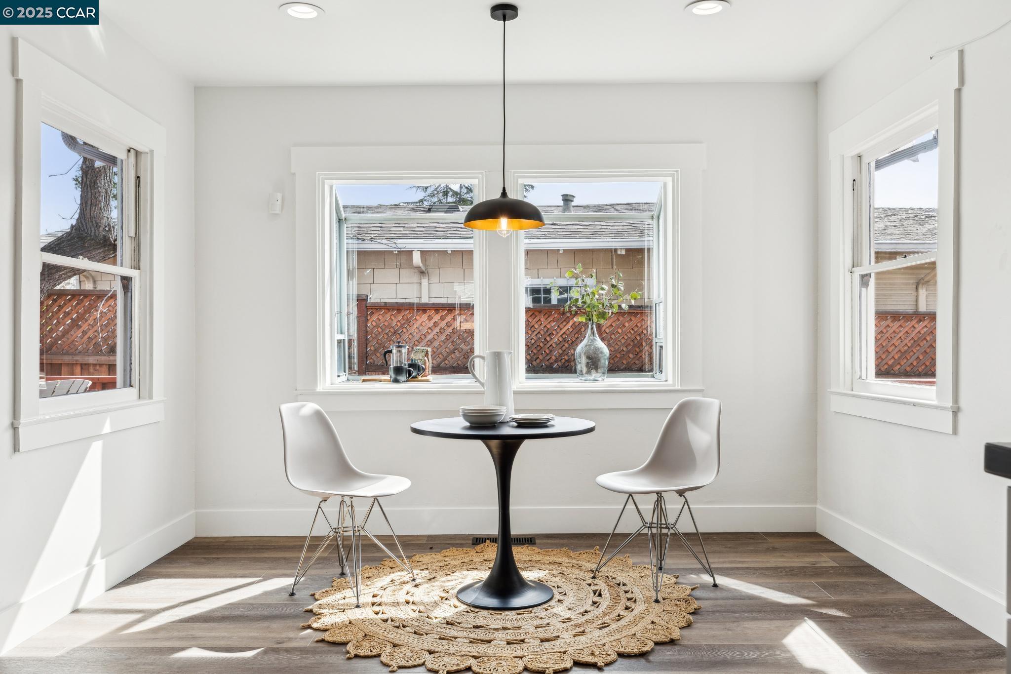 Detail Gallery Image 11 of 40 For 3732 Quigley St, Oakland,  CA 94619 - 4 Beds | 2 Baths