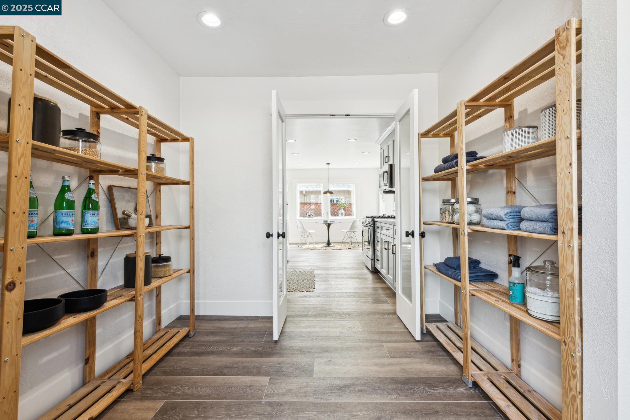 Detail Gallery Image 16 of 40 For 3732 Quigley St, Oakland,  CA 94619 - 4 Beds | 2 Baths