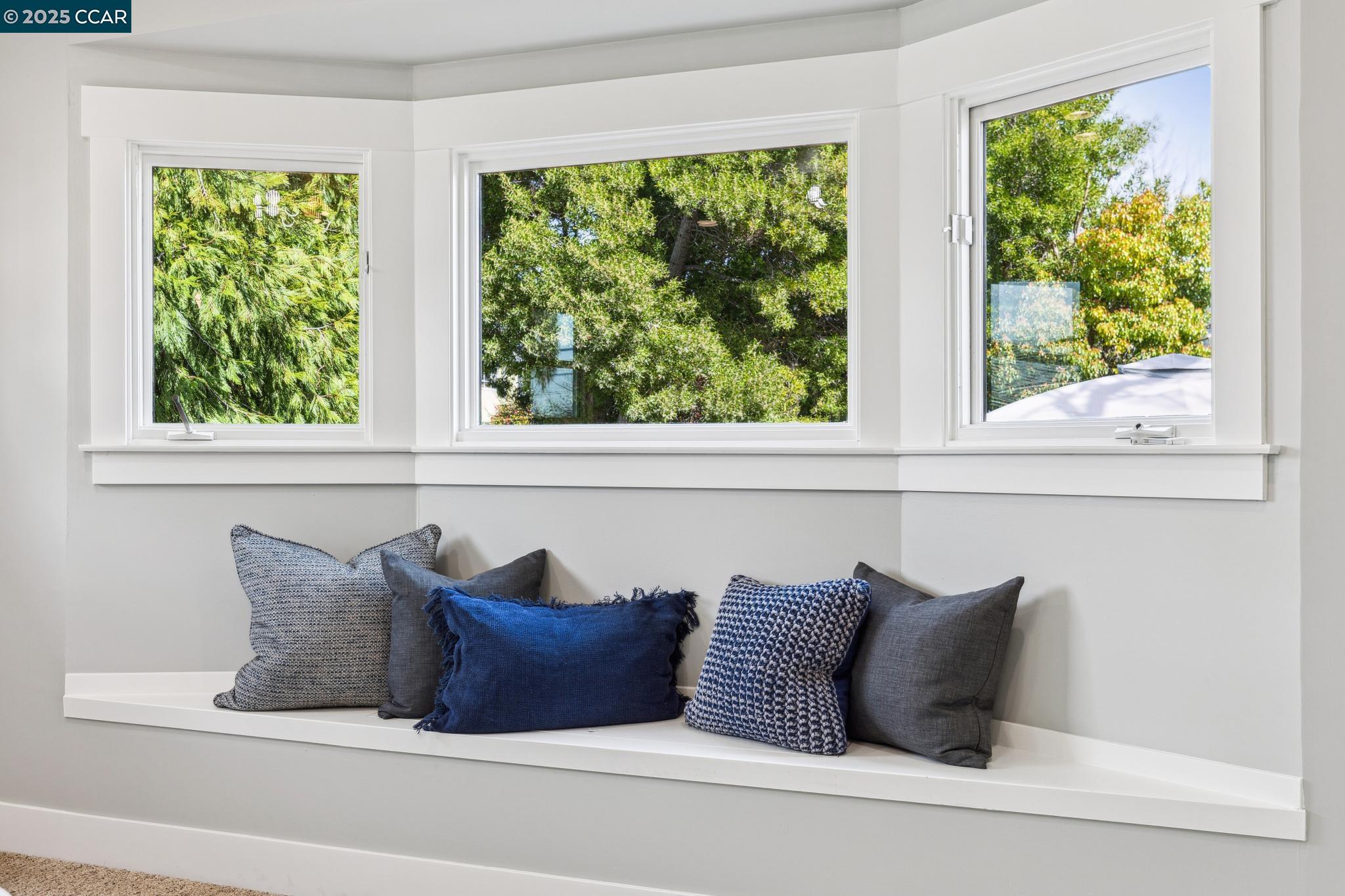 Detail Gallery Image 18 of 40 For 3732 Quigley St, Oakland,  CA 94619 - 4 Beds | 2 Baths
