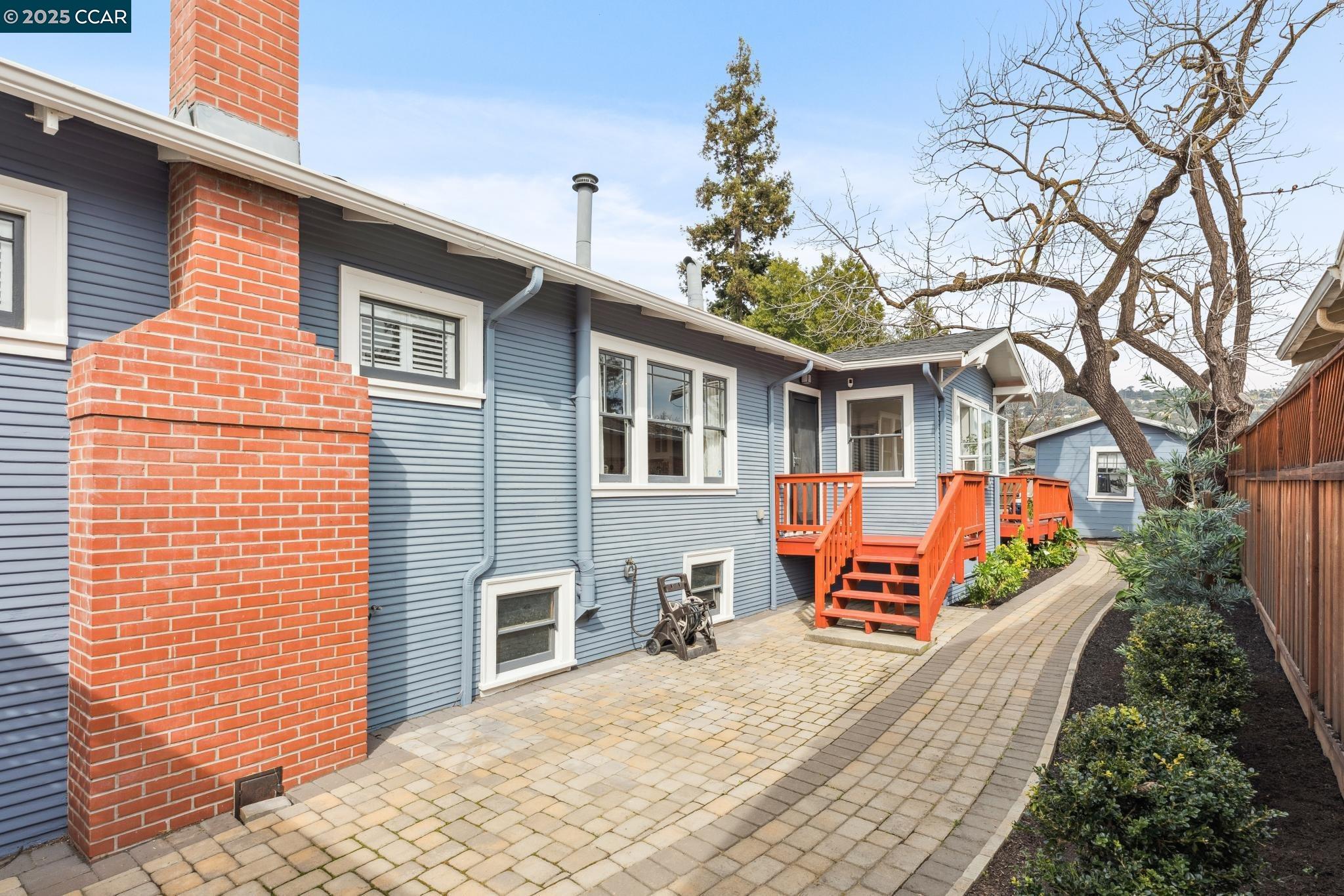 Detail Gallery Image 32 of 40 For 3732 Quigley St, Oakland,  CA 94619 - 4 Beds | 2 Baths