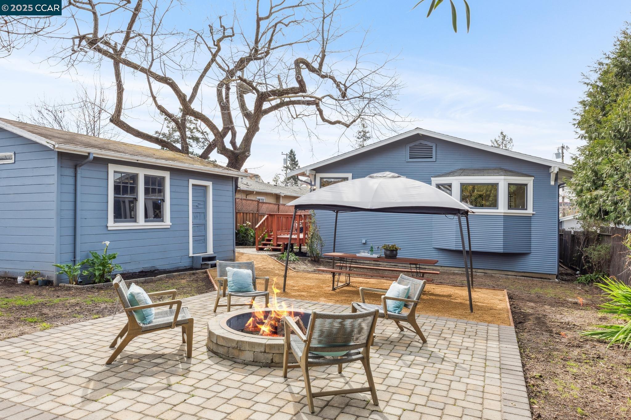 Detail Gallery Image 38 of 40 For 3732 Quigley St, Oakland,  CA 94619 - 4 Beds | 2 Baths