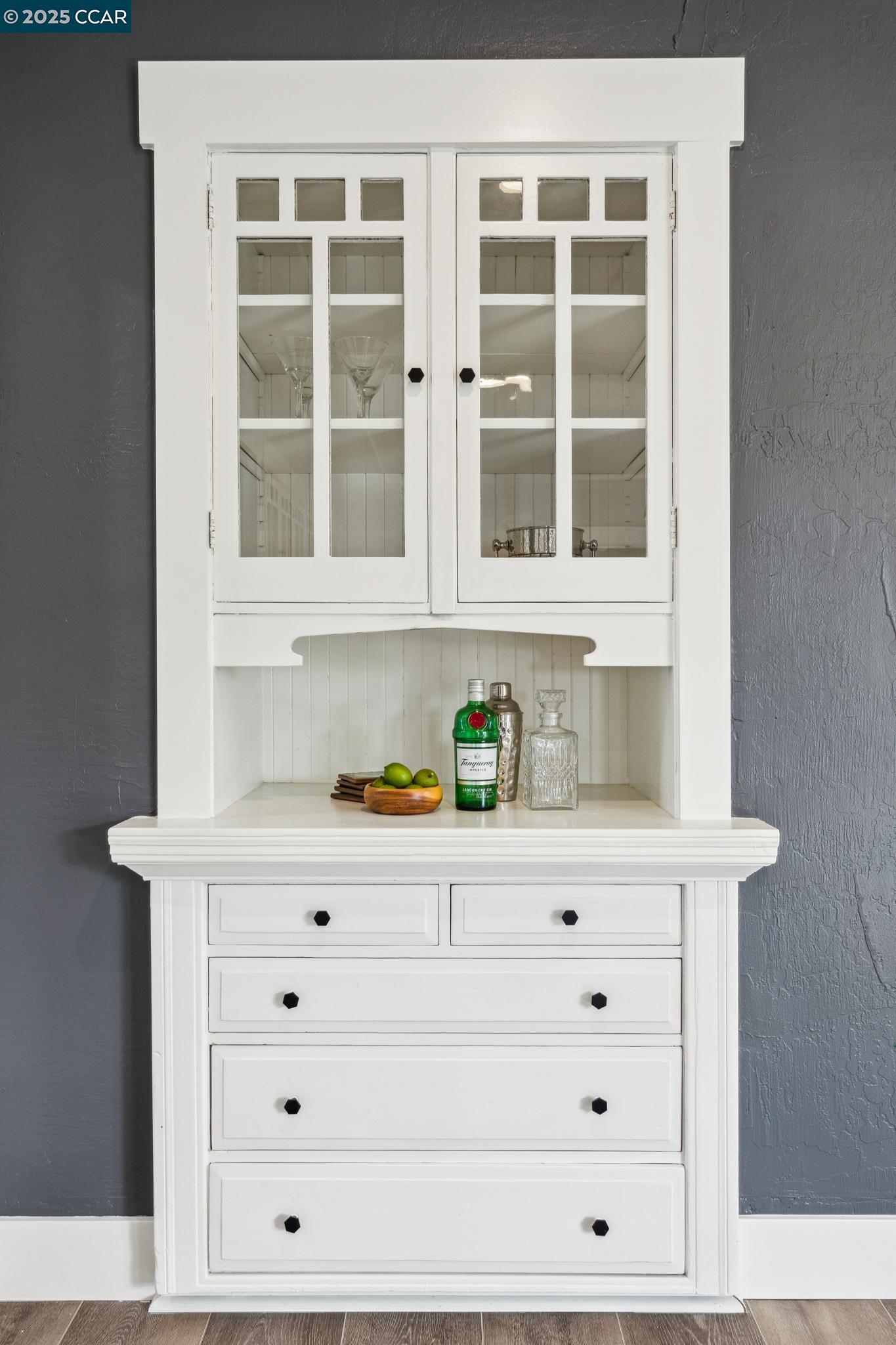 Detail Gallery Image 9 of 40 For 3732 Quigley St, Oakland,  CA 94619 - 4 Beds | 2 Baths
