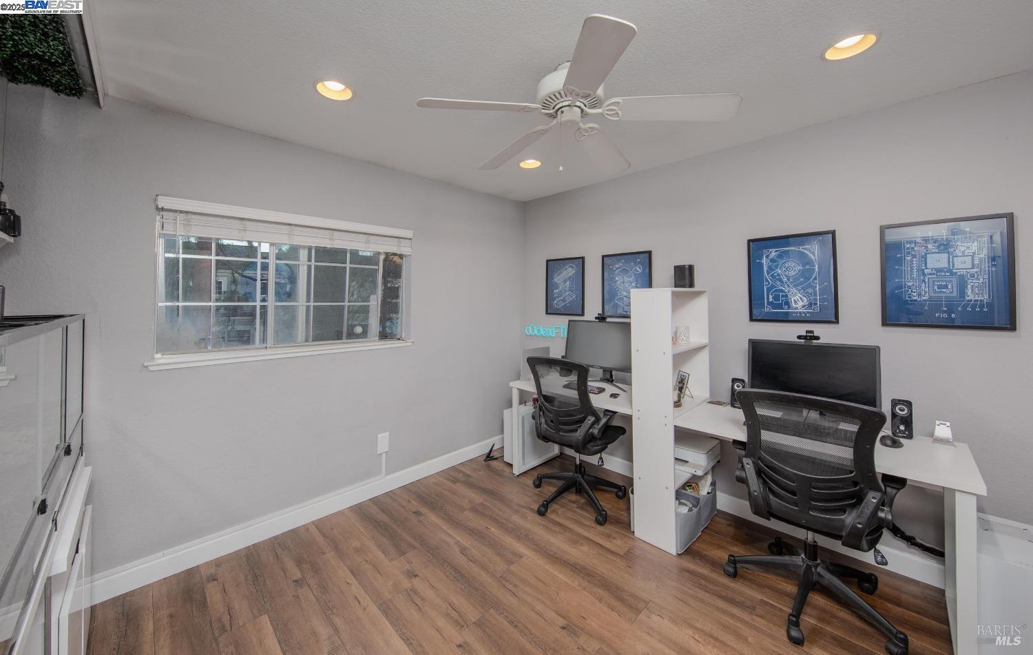 Detail Gallery Image 21 of 26 For 243 Northwood Commons, Livermore,  CA 94551-3054 - 3 Beds | 2/1 Baths