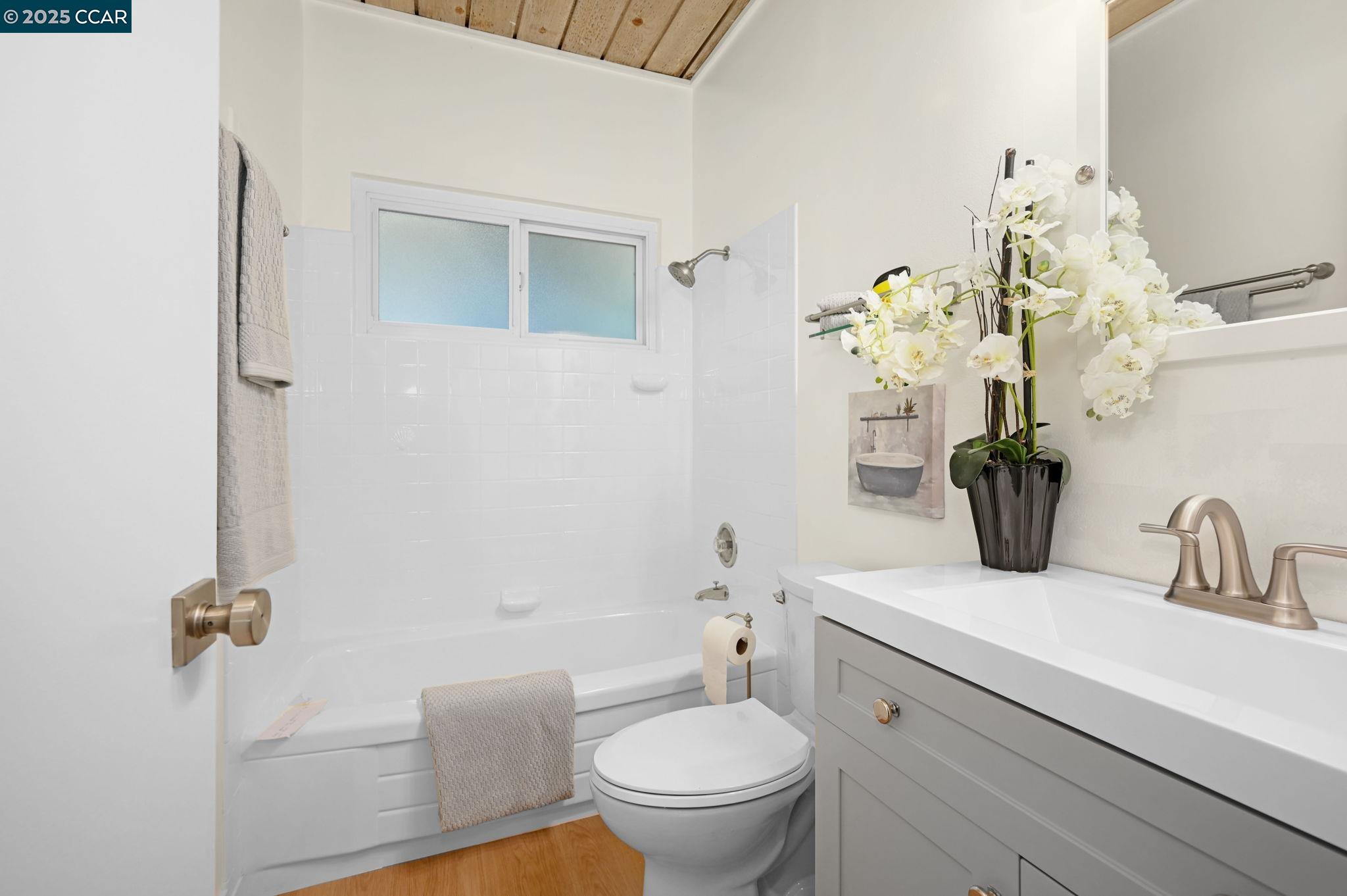 Photo #12: 41096821 Listing: Photo #12