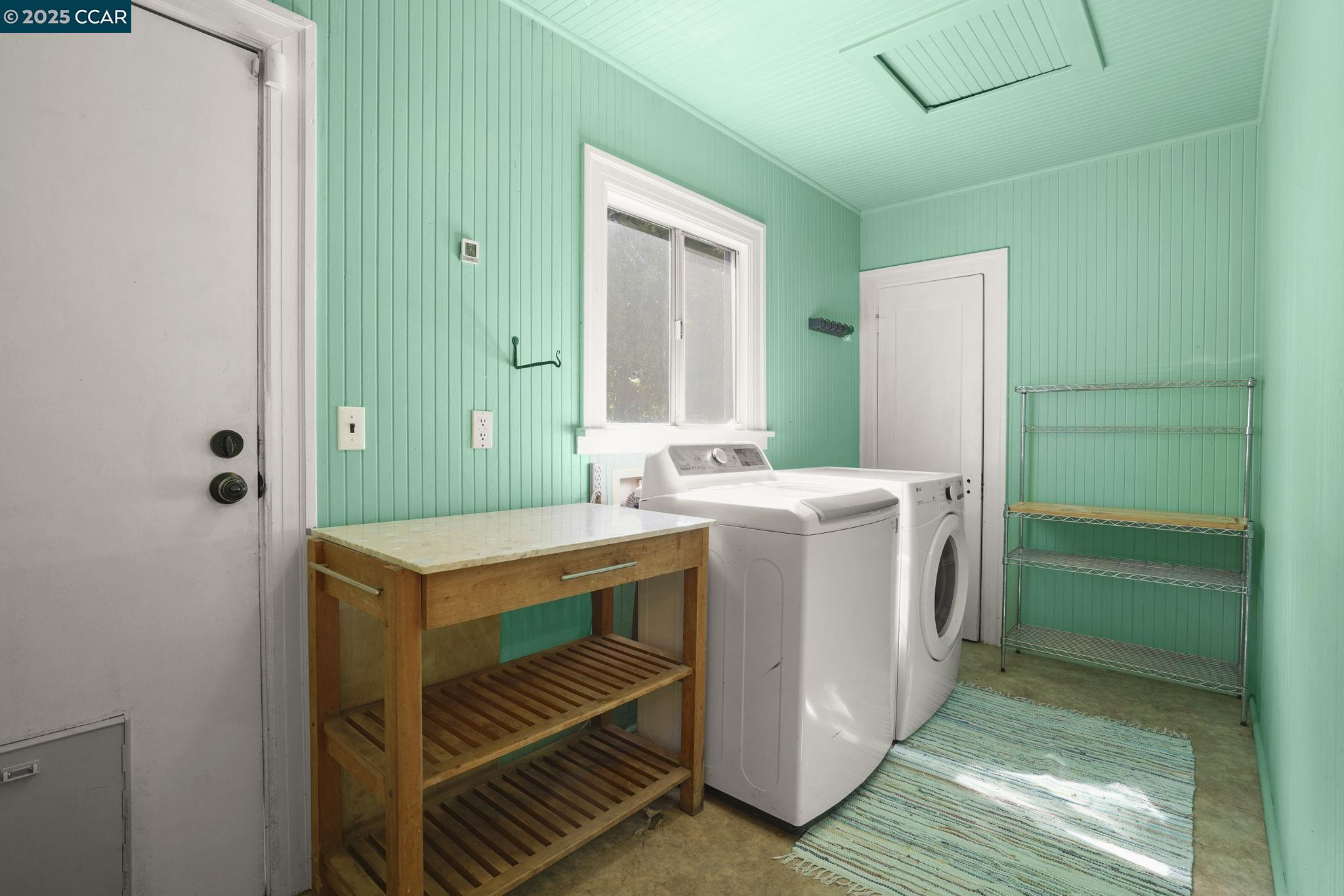 Detail Gallery Image 15 of 23 For 311 Railroad Ave, Rodeo,  CA 94572 - 2 Beds | 1 Baths