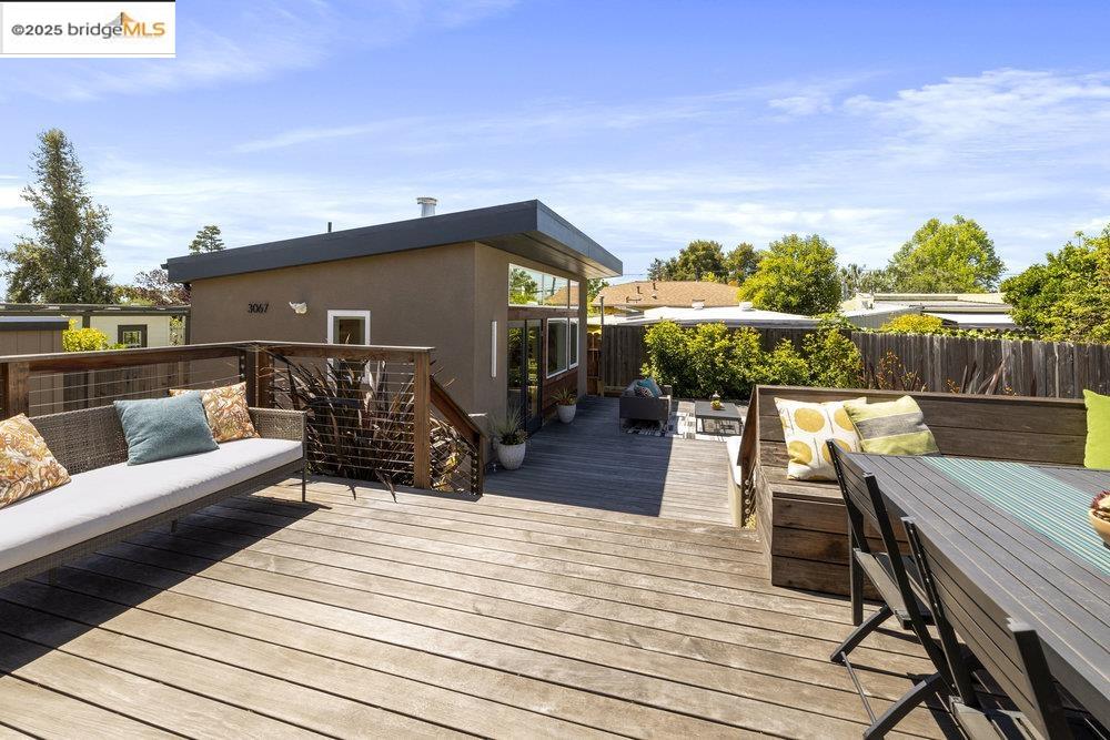 Detail Gallery Image 22 of 52 For 3063 California St, Oakland,  CA 94602 - 2 Beds | 2 Baths