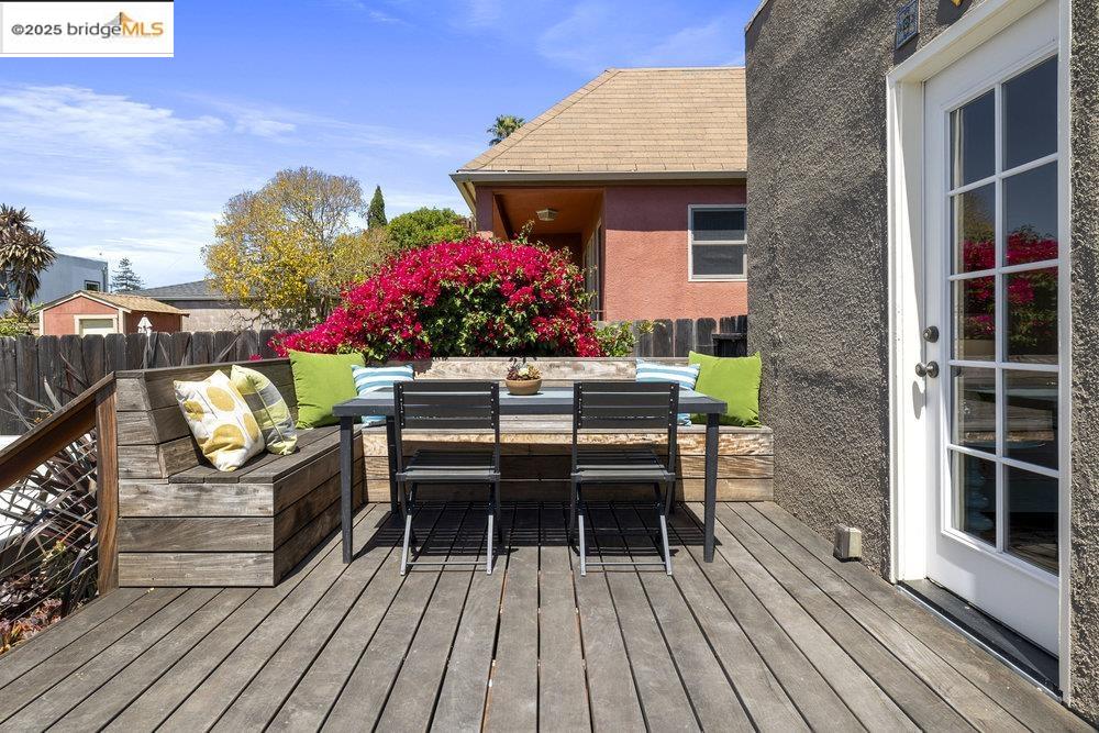 Detail Gallery Image 23 of 52 For 3063 California St, Oakland,  CA 94602 - 2 Beds | 2 Baths