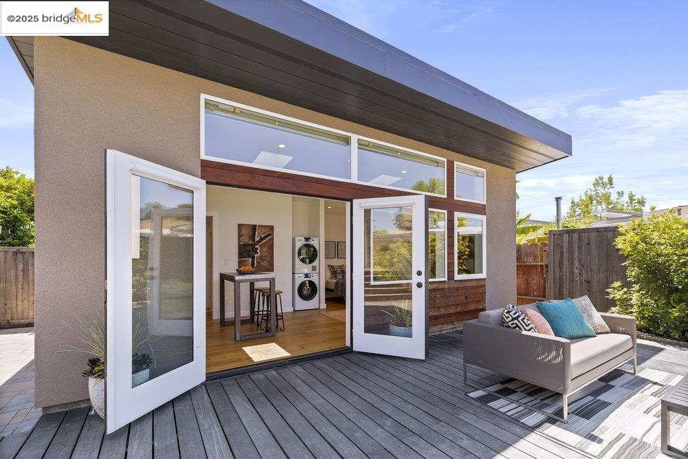 Detail Gallery Image 28 of 52 For 3063 California St, Oakland,  CA 94602 - 2 Beds | 2 Baths