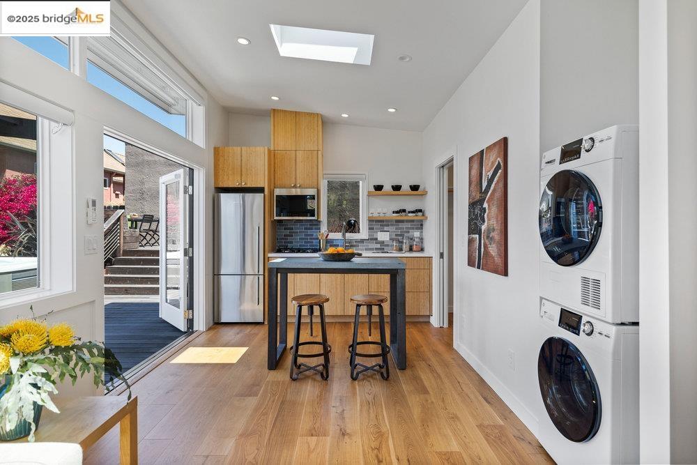 Detail Gallery Image 33 of 52 For 3063 California St, Oakland,  CA 94602 - 2 Beds | 2 Baths