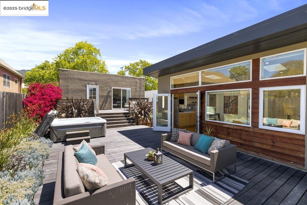 Detail Gallery Image 39 of 52 For 3063 California St, Oakland,  CA 94602 - 2 Beds | 2 Baths