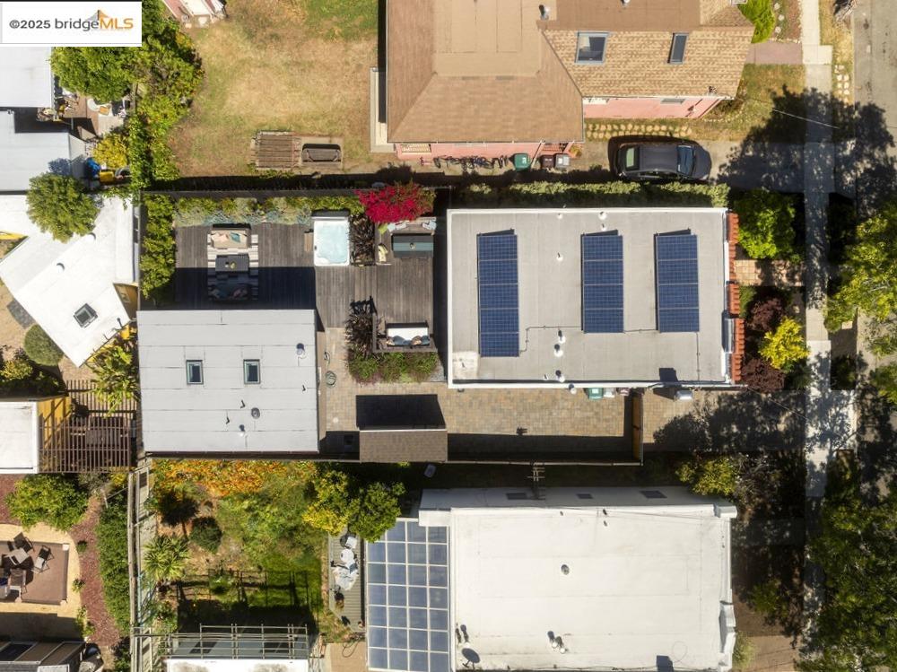 Detail Gallery Image 46 of 52 For 3063 California St, Oakland,  CA 94602 - 2 Beds | 2 Baths