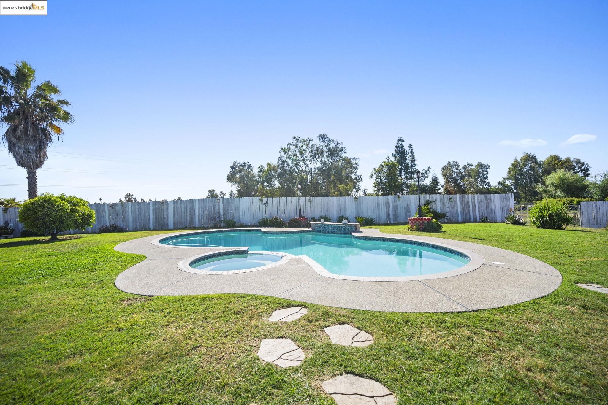 Detail Gallery Image 24 of 33 For 18118 Road 26, –,  CA 93638 - 3 Beds | 2 Baths