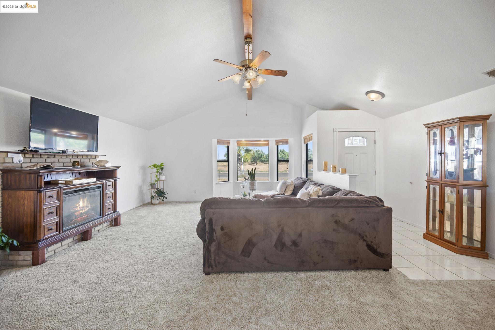 Detail Gallery Image 6 of 33 For 18118 Road 26, –,  CA 93638 - 3 Beds | 2 Baths