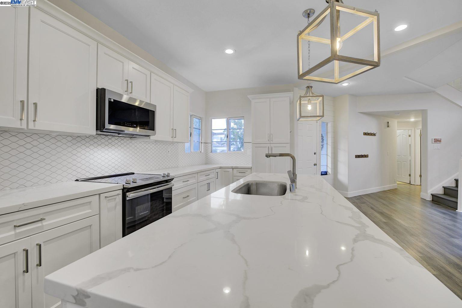 Detail Gallery Image 20 of 48 For 2481 Wayfarer Ct, Discovery Bay,  CA 94505 - 3 Beds | 3 Baths