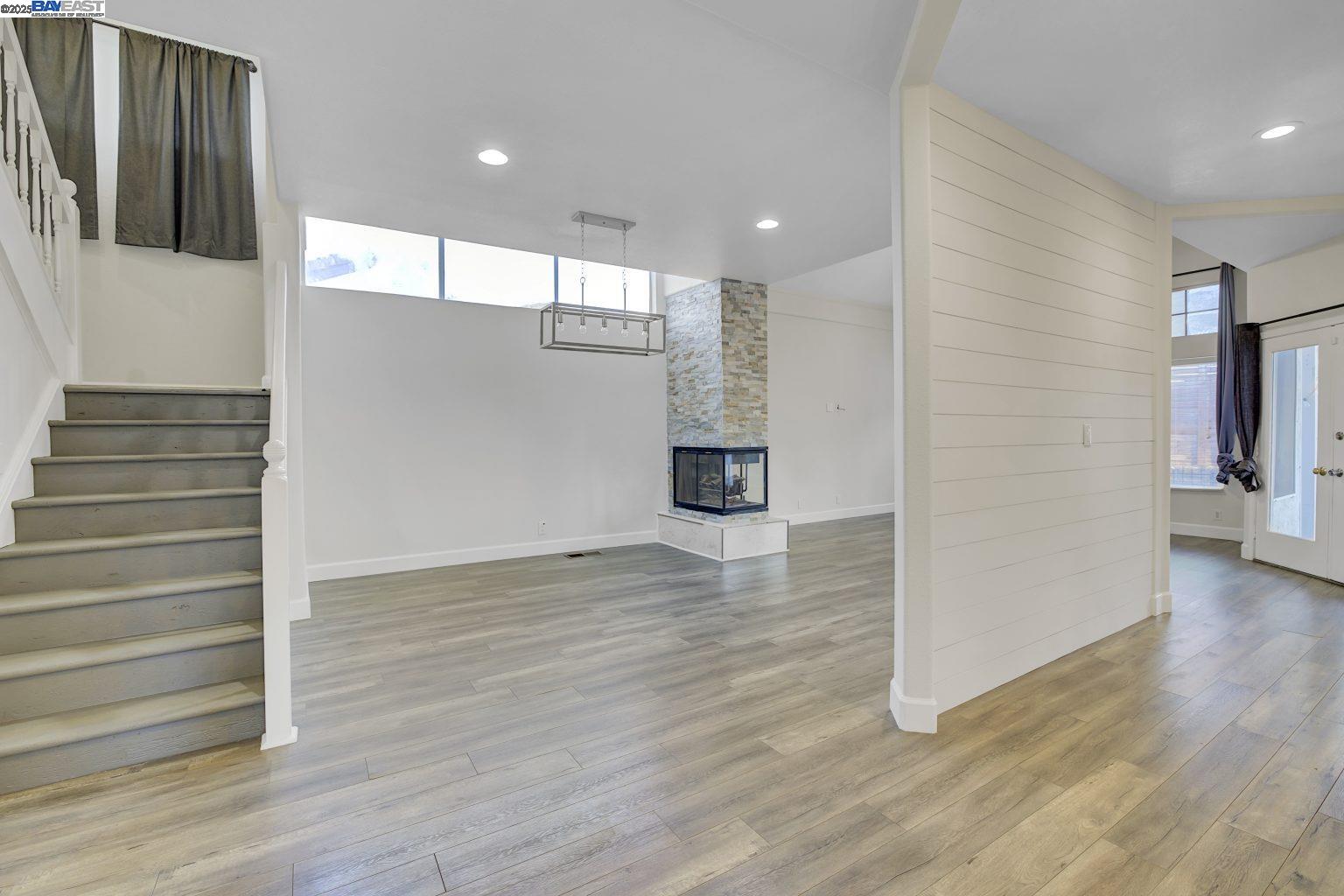 Detail Gallery Image 9 of 48 For 2481 Wayfarer Ct, Discovery Bay,  CA 94505 - 3 Beds | 3 Baths