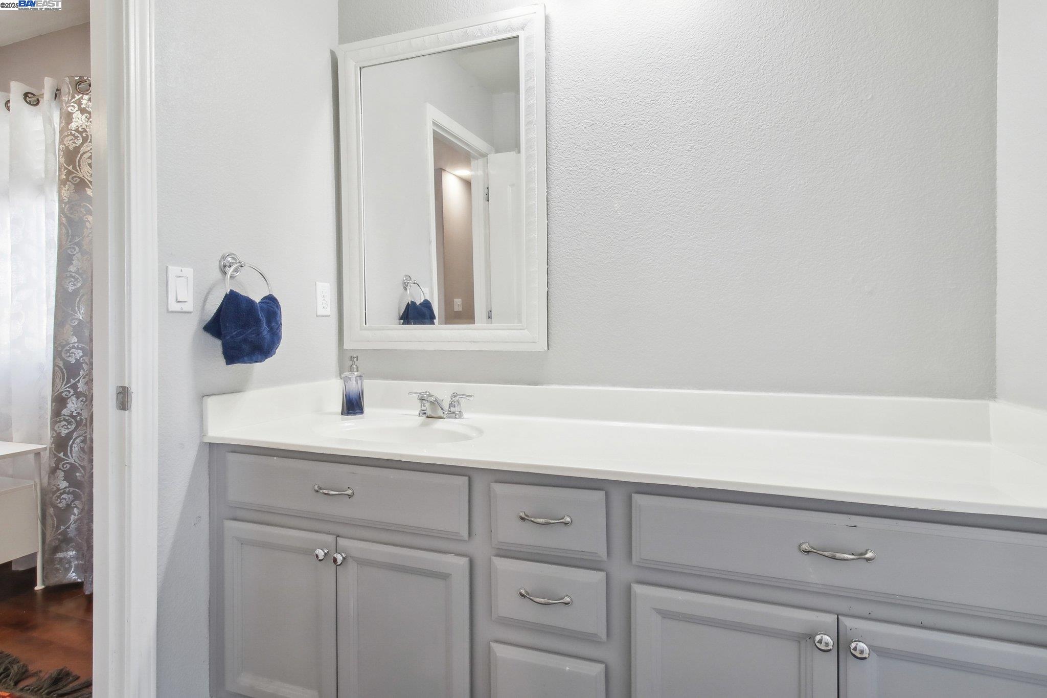 Detail Gallery Image 21 of 46 For 1331 Maple Dr, Oakley,  CA 94561 - 5 Beds | 3/1 Baths