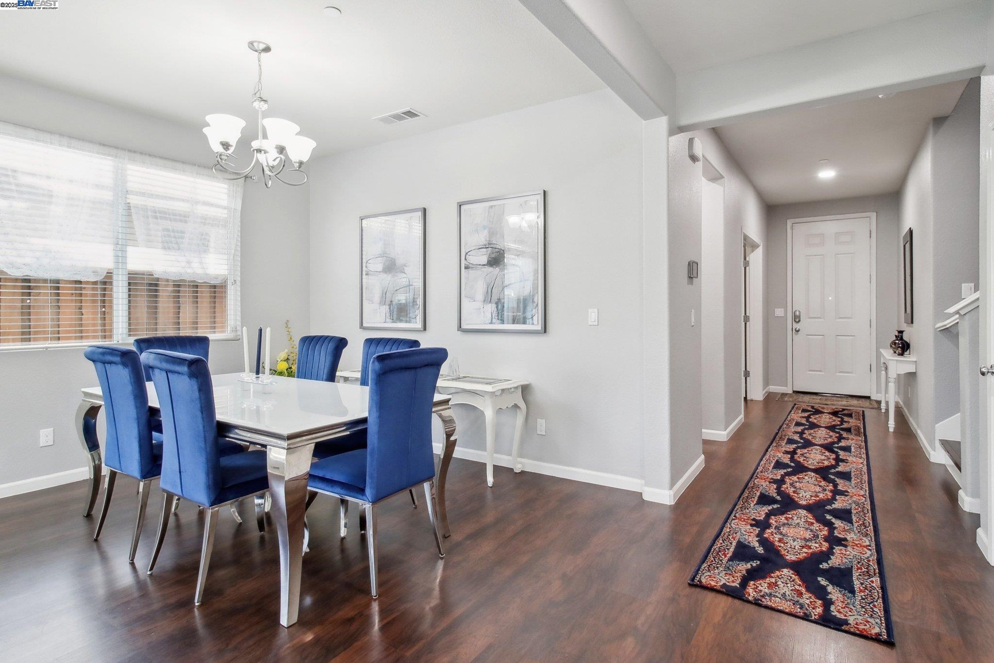 Detail Gallery Image 7 of 46 For 1331 Maple Dr, Oakley,  CA 94561 - 5 Beds | 3/1 Baths
