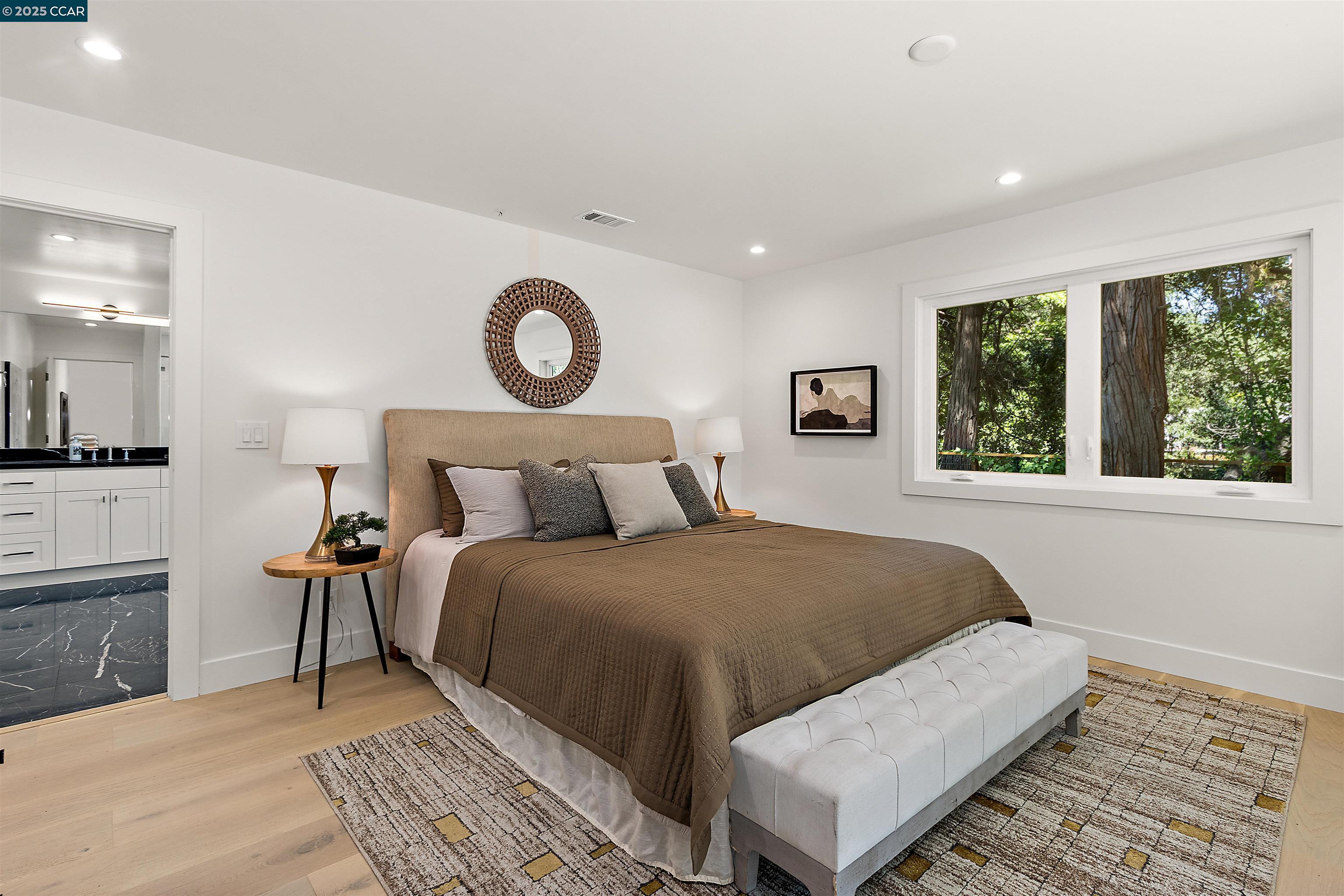 Detail Gallery Image 18 of 47 For 706 St Marys Rd, Lafayette,  CA 94549 - 4 Beds | 4/1 Baths