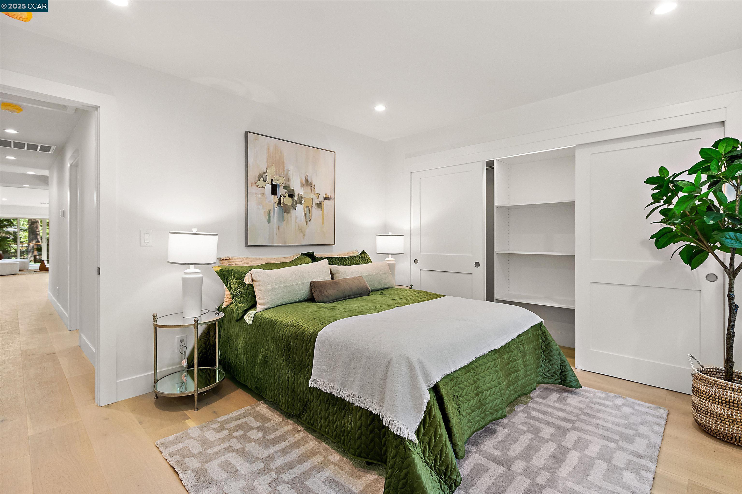 Detail Gallery Image 27 of 47 For 706 St Marys Rd, Lafayette,  CA 94549 - 4 Beds | 4/1 Baths