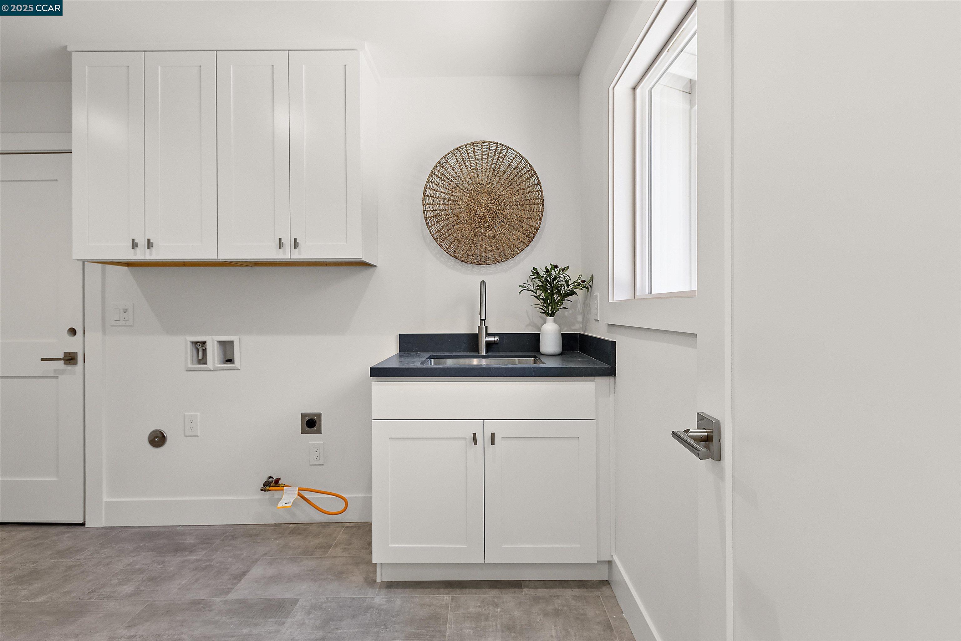 Detail Gallery Image 38 of 47 For 706 St Marys Rd, Lafayette,  CA 94549 - 4 Beds | 4/1 Baths