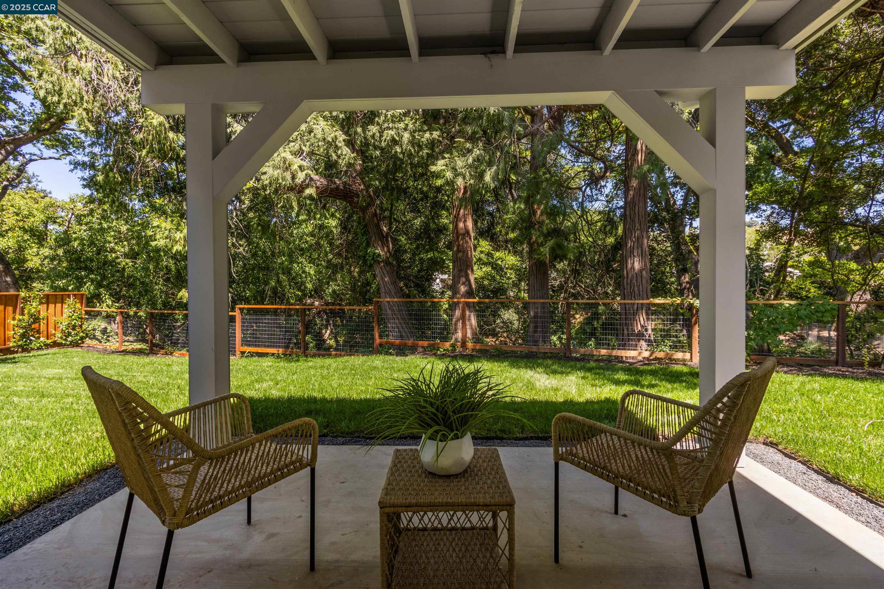 Detail Gallery Image 40 of 47 For 706 St Marys Rd, Lafayette,  CA 94549 - 4 Beds | 4/1 Baths
