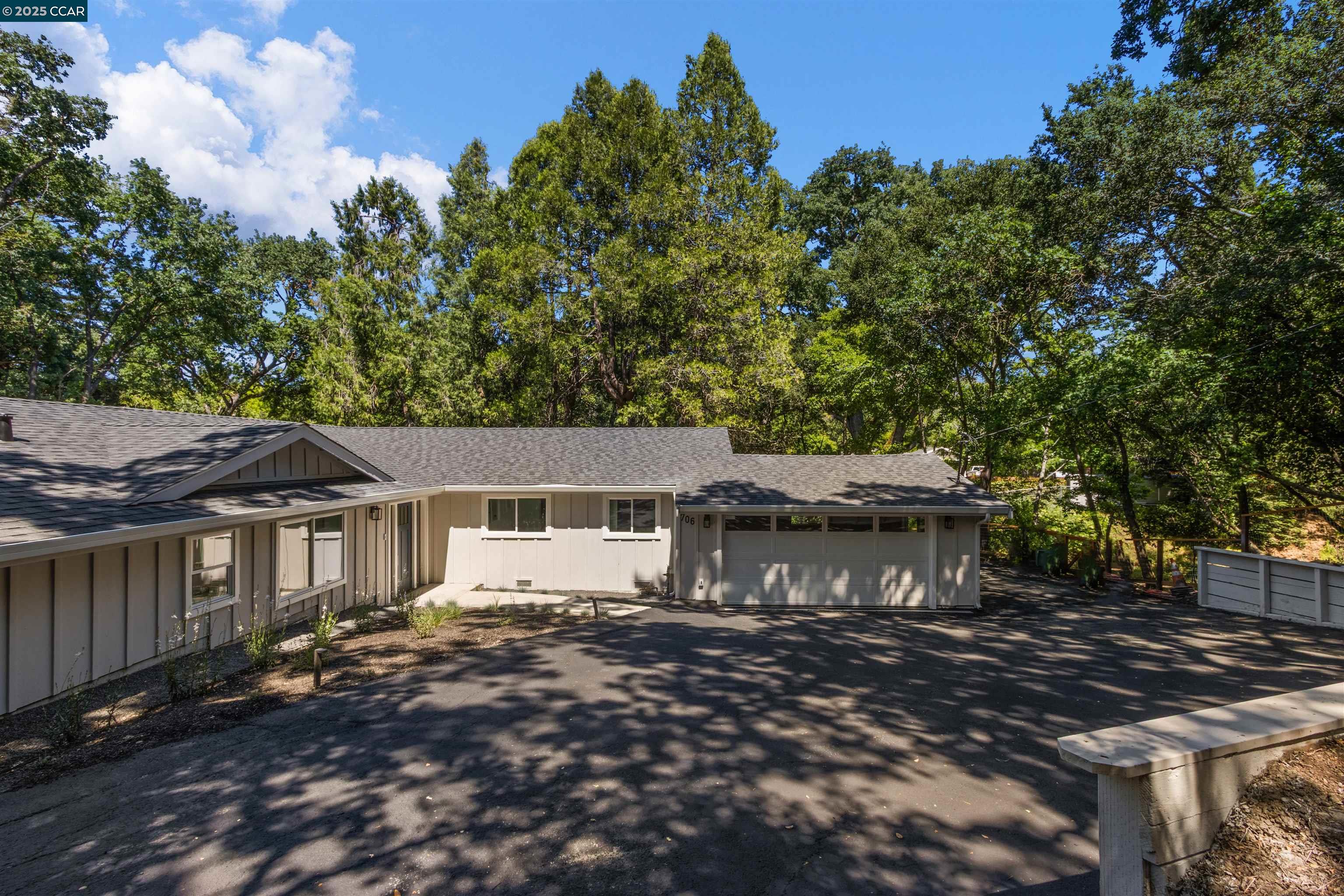 Detail Gallery Image 47 of 47 For 706 St Marys Rd, Lafayette,  CA 94549 - 4 Beds | 4/1 Baths