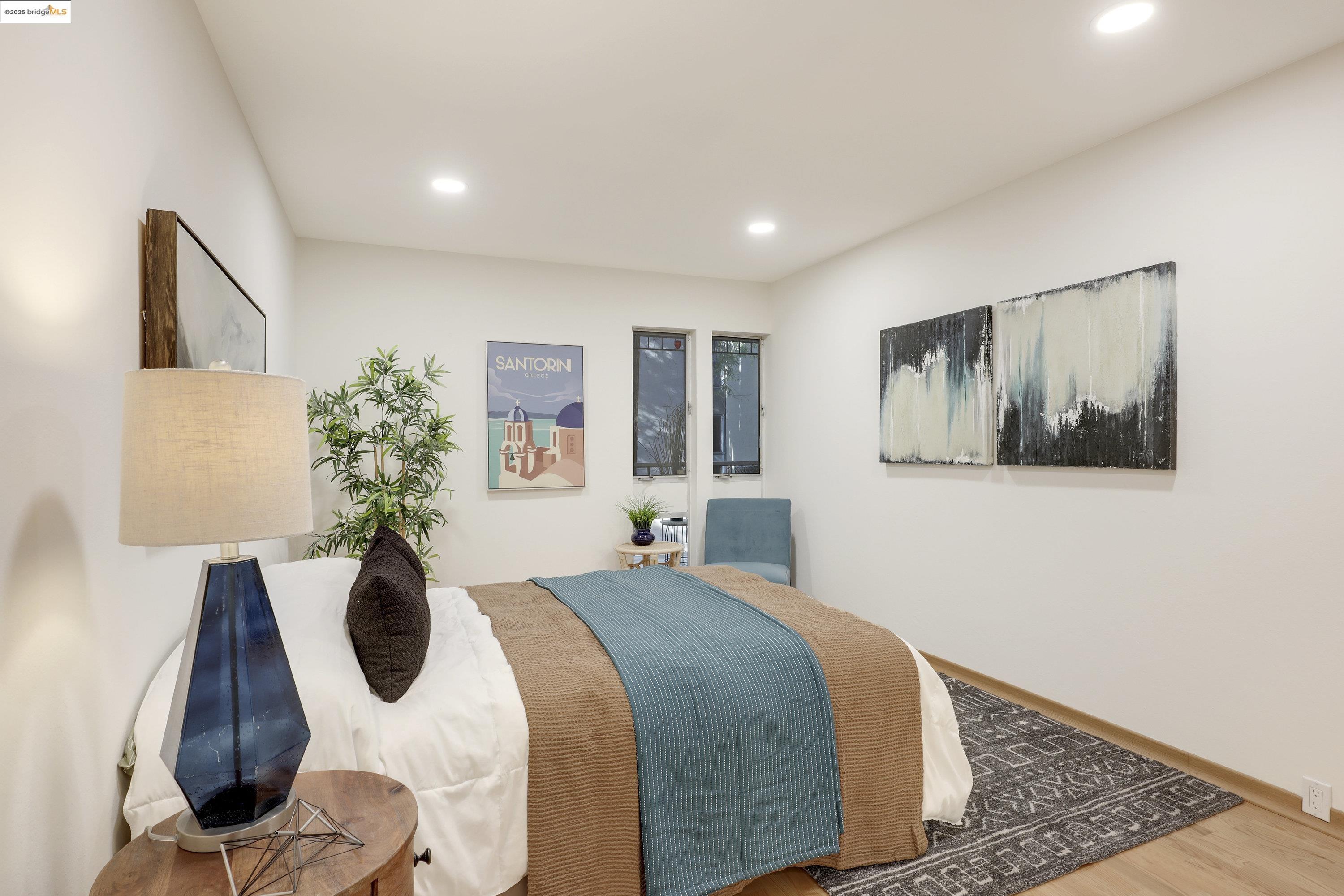 Detail Gallery Image 16 of 31 For 323 Monte Vista Ave #107,  Oakland,  CA 94611 - 2 Beds | 2 Baths
