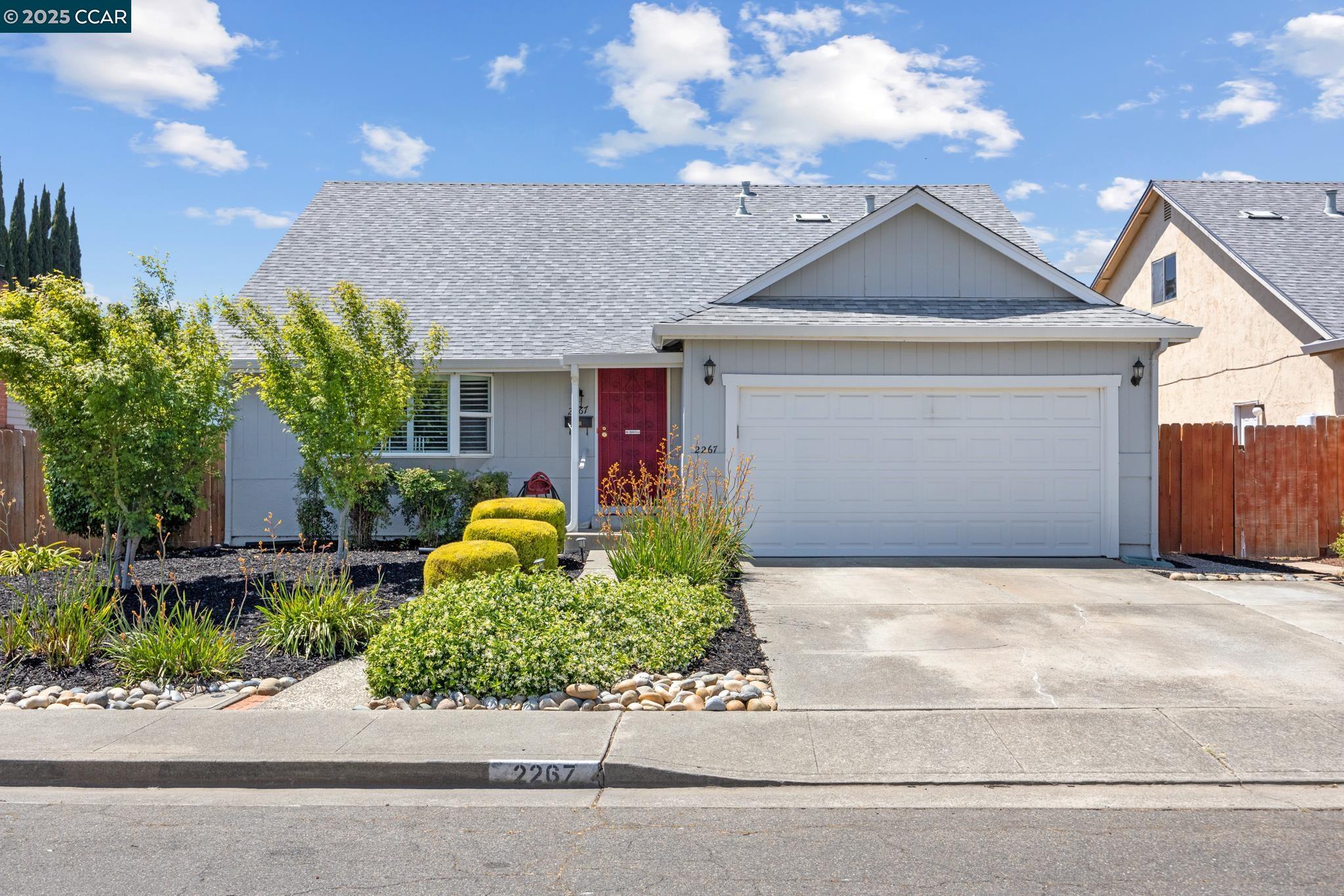 Detail Gallery Image 1 of 44 For 2267 Channing Ct, Fairfield,  CA 94533 - 4 Beds | 2 Baths