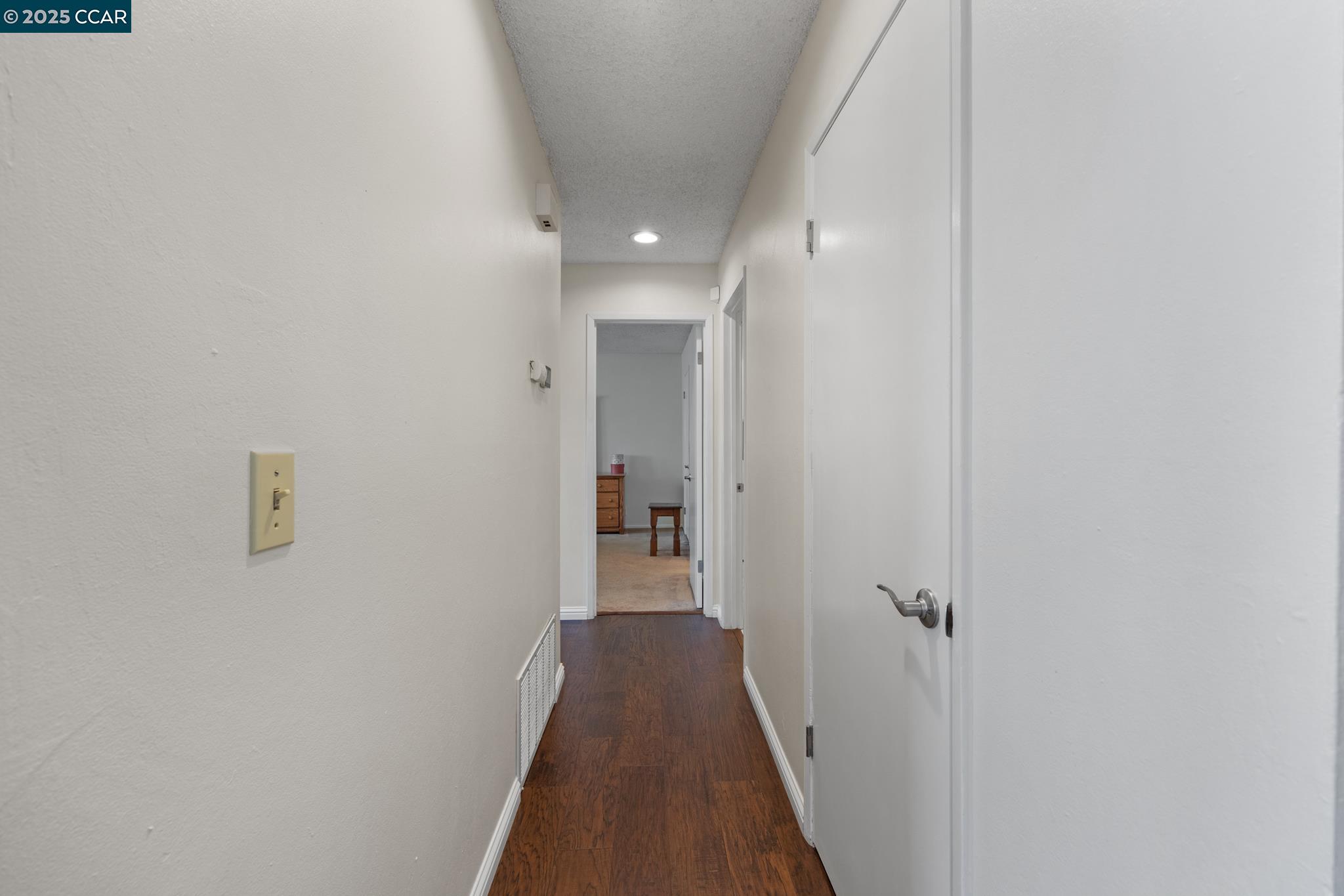Detail Gallery Image 13 of 44 For 2267 Channing Ct, Fairfield,  CA 94533 - 4 Beds | 2 Baths