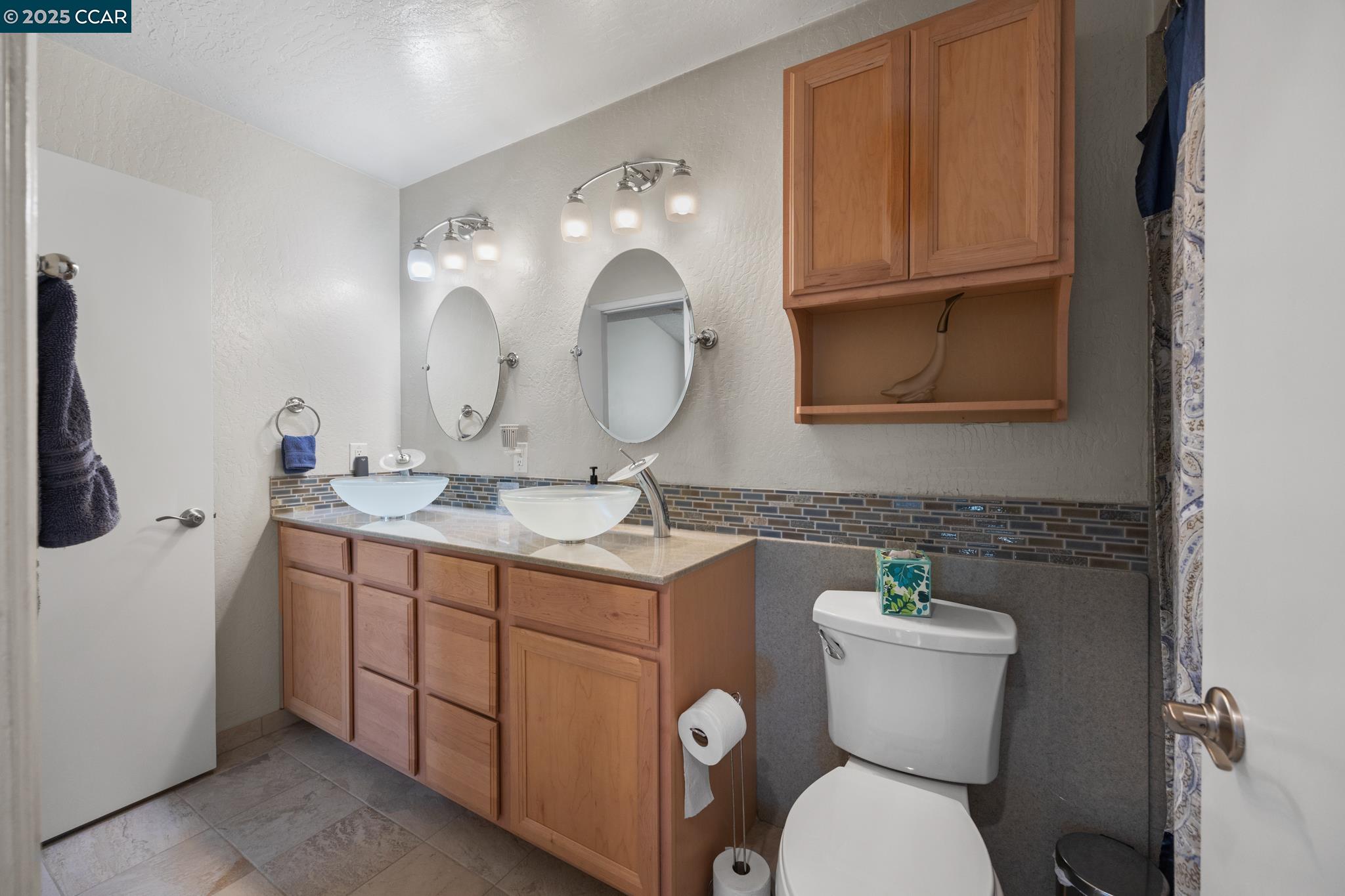 Detail Gallery Image 14 of 44 For 2267 Channing Ct, Fairfield,  CA 94533 - 4 Beds | 2 Baths