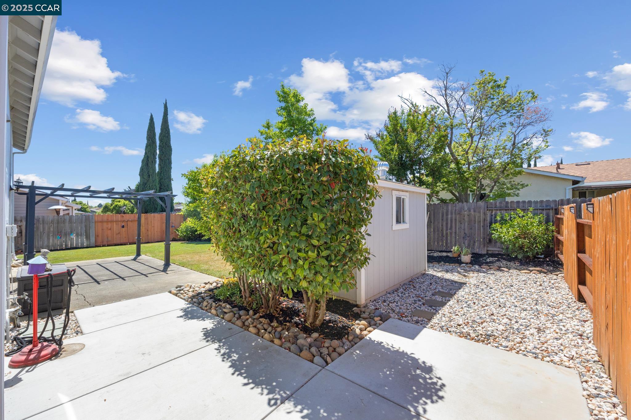 Detail Gallery Image 35 of 44 For 2267 Channing Ct, Fairfield,  CA 94533 - 4 Beds | 2 Baths
