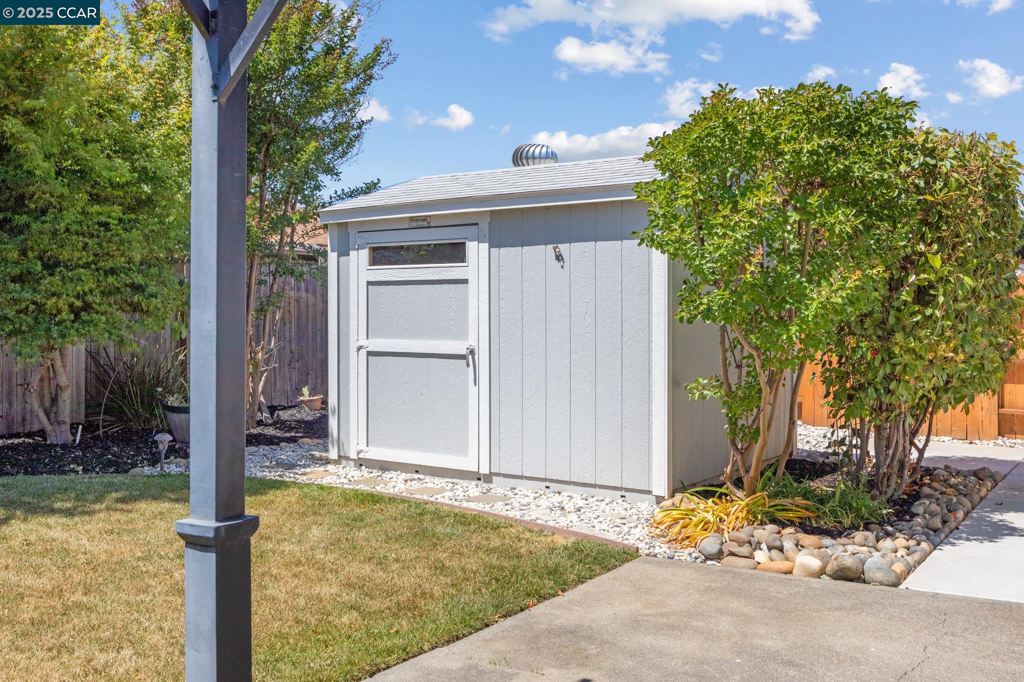 Detail Gallery Image 36 of 44 For 2267 Channing Ct, Fairfield,  CA 94533 - 4 Beds | 2 Baths