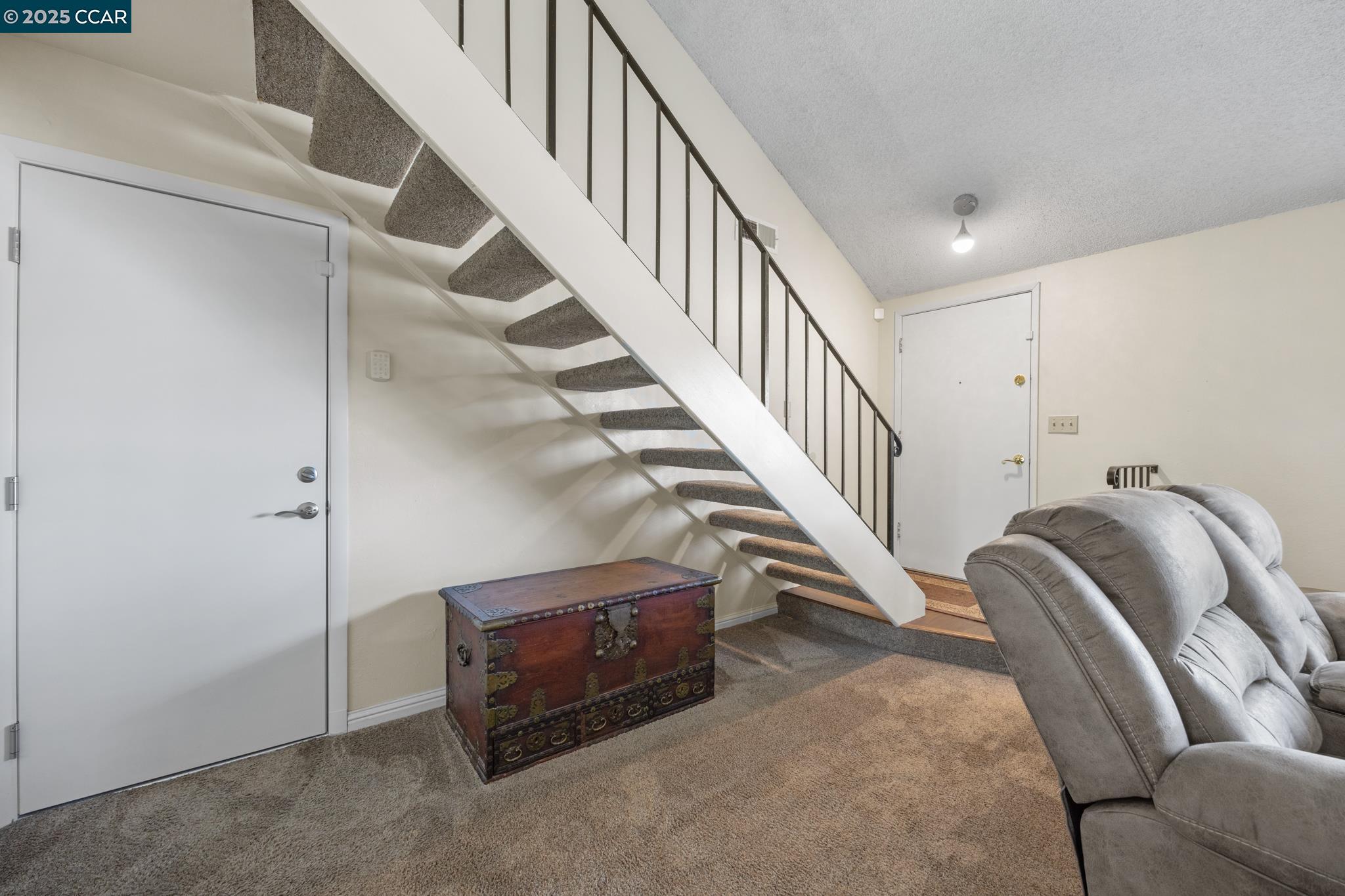Detail Gallery Image 5 of 44 For 2267 Channing Ct, Fairfield,  CA 94533 - 4 Beds | 2 Baths