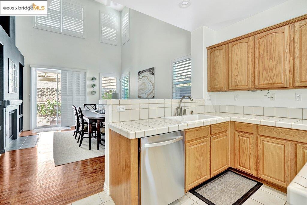 Detail Gallery Image 18 of 57 For 713 Flemish Ct, Brentwood,  CA 94513 - 4 Beds | 3 Baths
