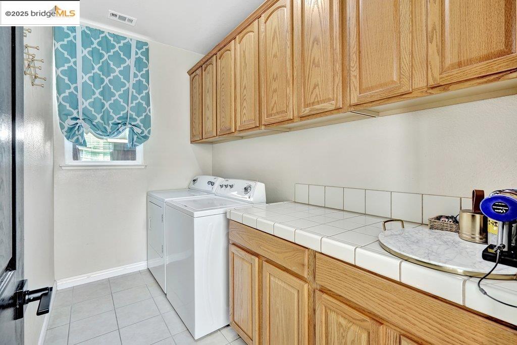 Detail Gallery Image 37 of 57 For 713 Flemish Ct, Brentwood,  CA 94513 - 4 Beds | 3 Baths