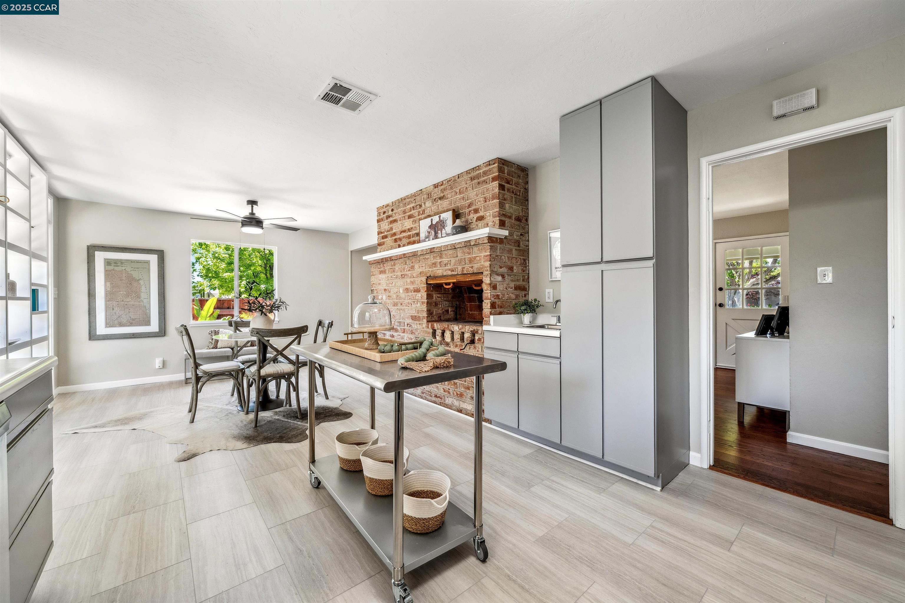 Detail Gallery Image 28 of 60 For 701 Duke Cir, Pleasant Hill,  CA 94523 - 3 Beds | 2 Baths