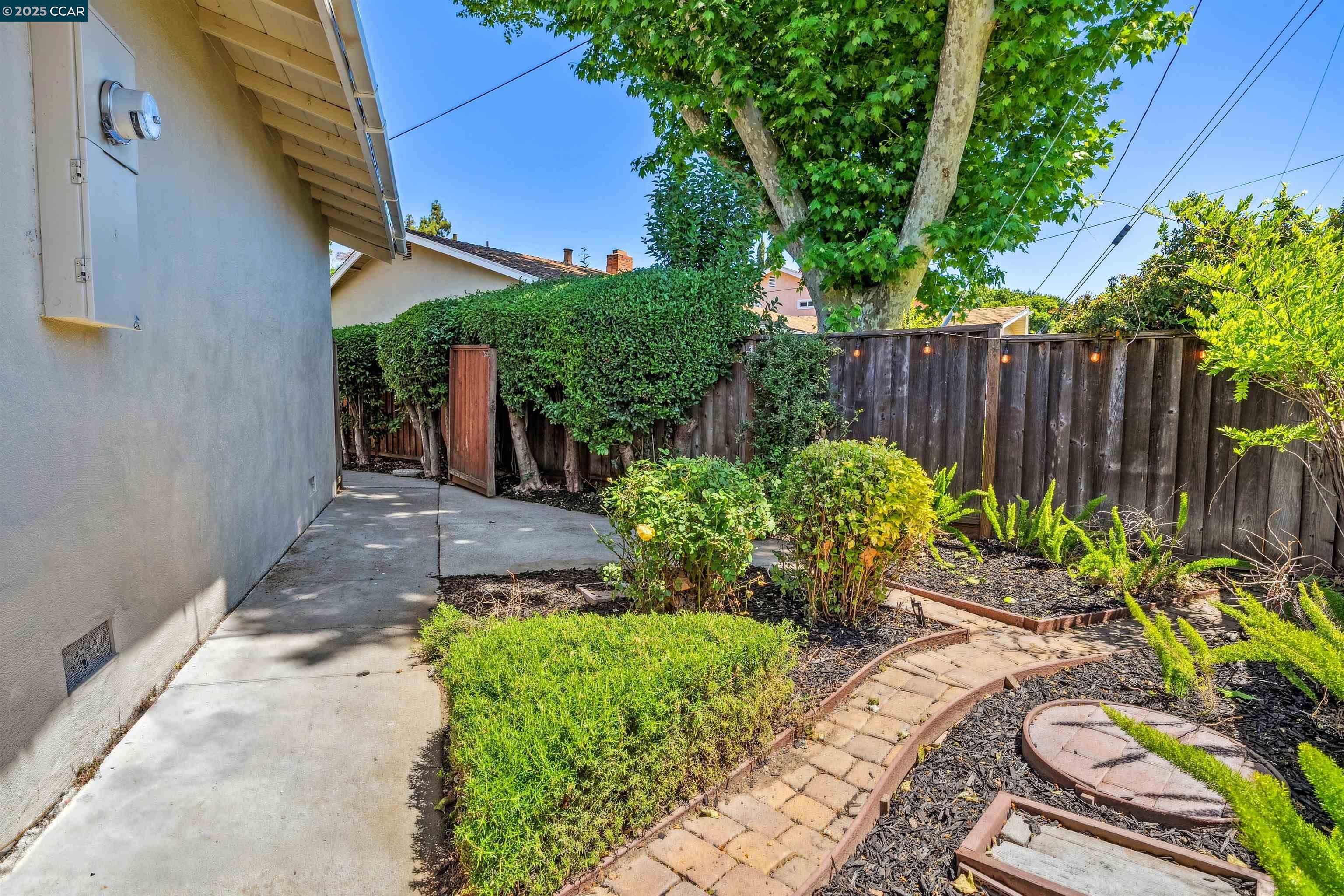 Detail Gallery Image 55 of 60 For 701 Duke Cir, Pleasant Hill,  CA 94523 - 3 Beds | 2 Baths