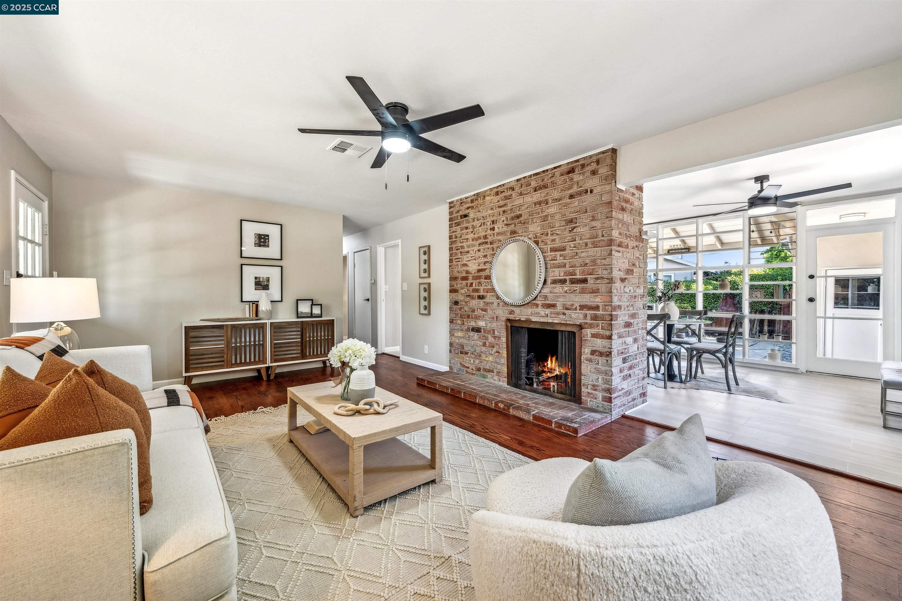 Detail Gallery Image 7 of 60 For 701 Duke Cir, Pleasant Hill,  CA 94523 - 3 Beds | 2 Baths
