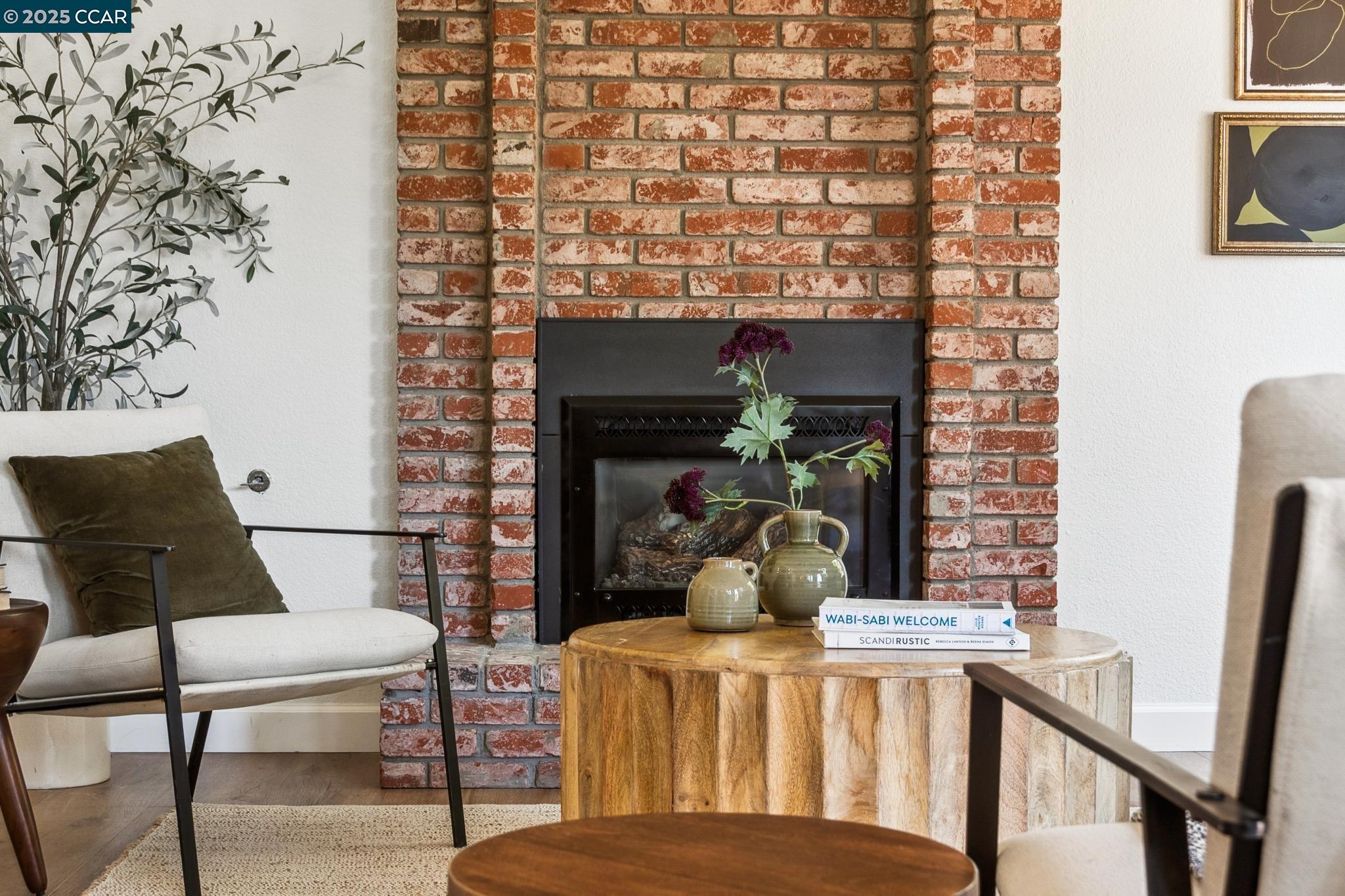 Detail Gallery Image 27 of 58 For 2253 Lake Crest Court, Martinez,  CA 94553 - 3 Beds | 2/1 Baths