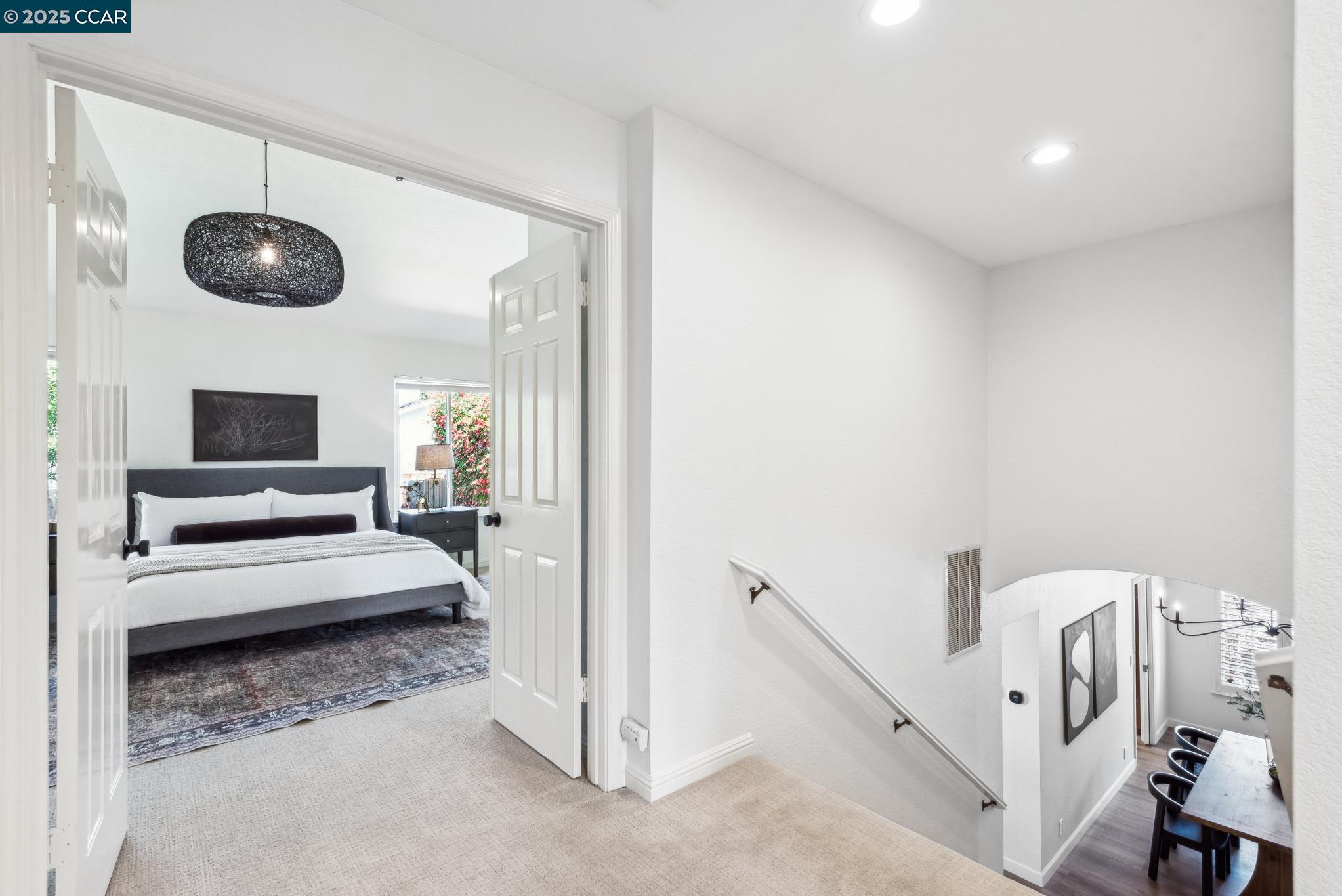 Detail Gallery Image 28 of 58 For 2253 Lake Crest Court, Martinez,  CA 94553 - 3 Beds | 2/1 Baths