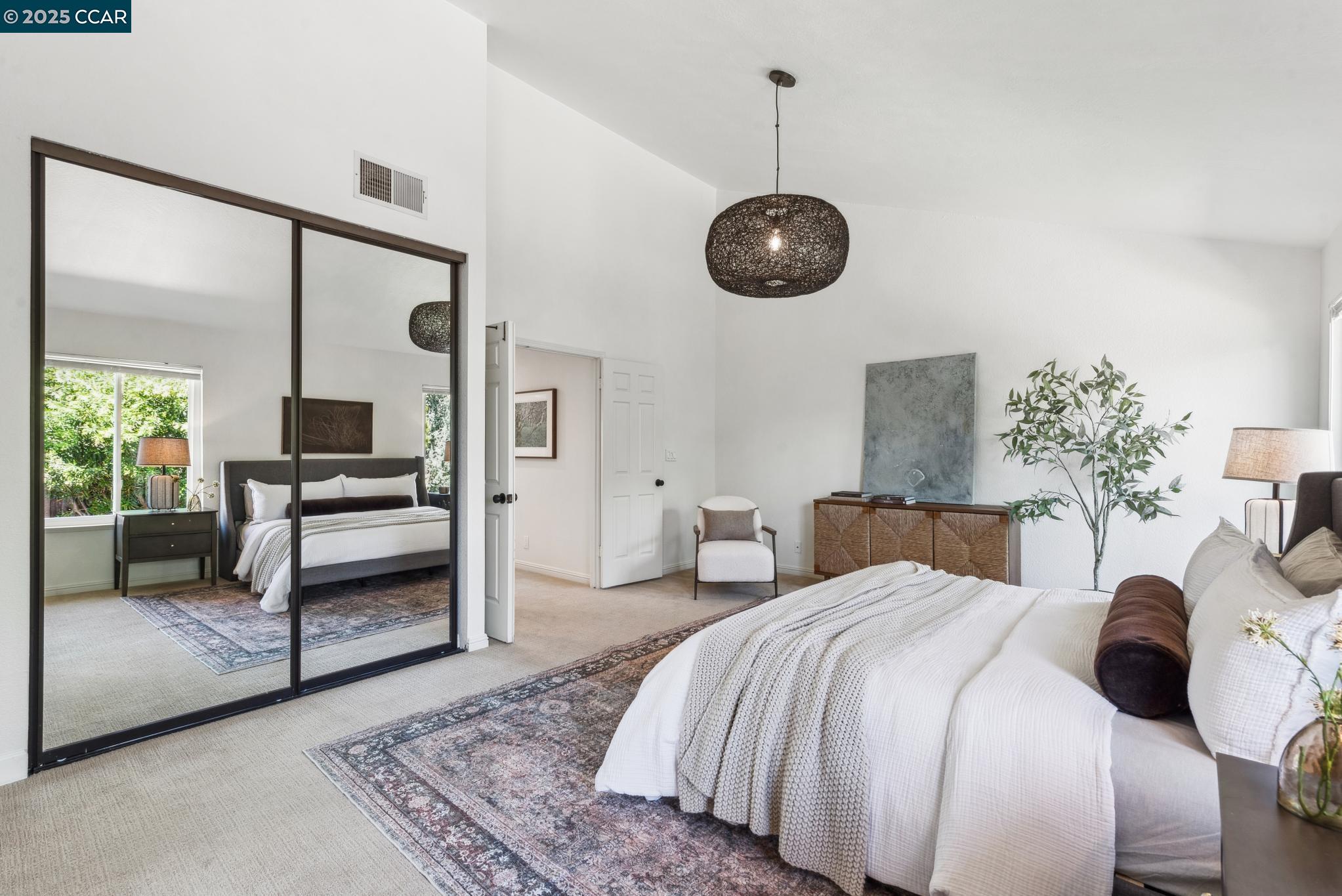 Detail Gallery Image 33 of 58 For 2253 Lake Crest Court, Martinez,  CA 94553 - 3 Beds | 2/1 Baths