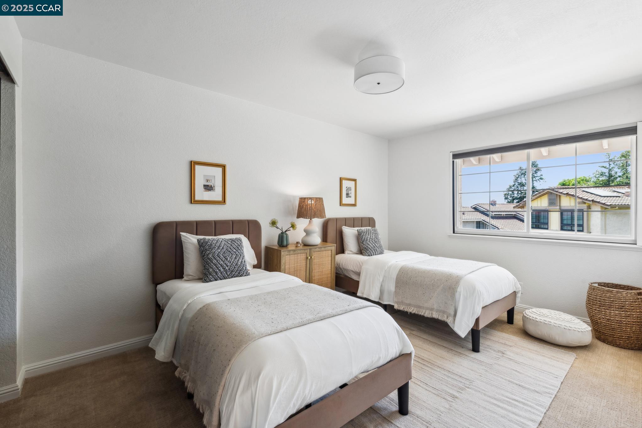 Detail Gallery Image 39 of 58 For 2253 Lake Crest Court, Martinez,  CA 94553 - 3 Beds | 2/1 Baths